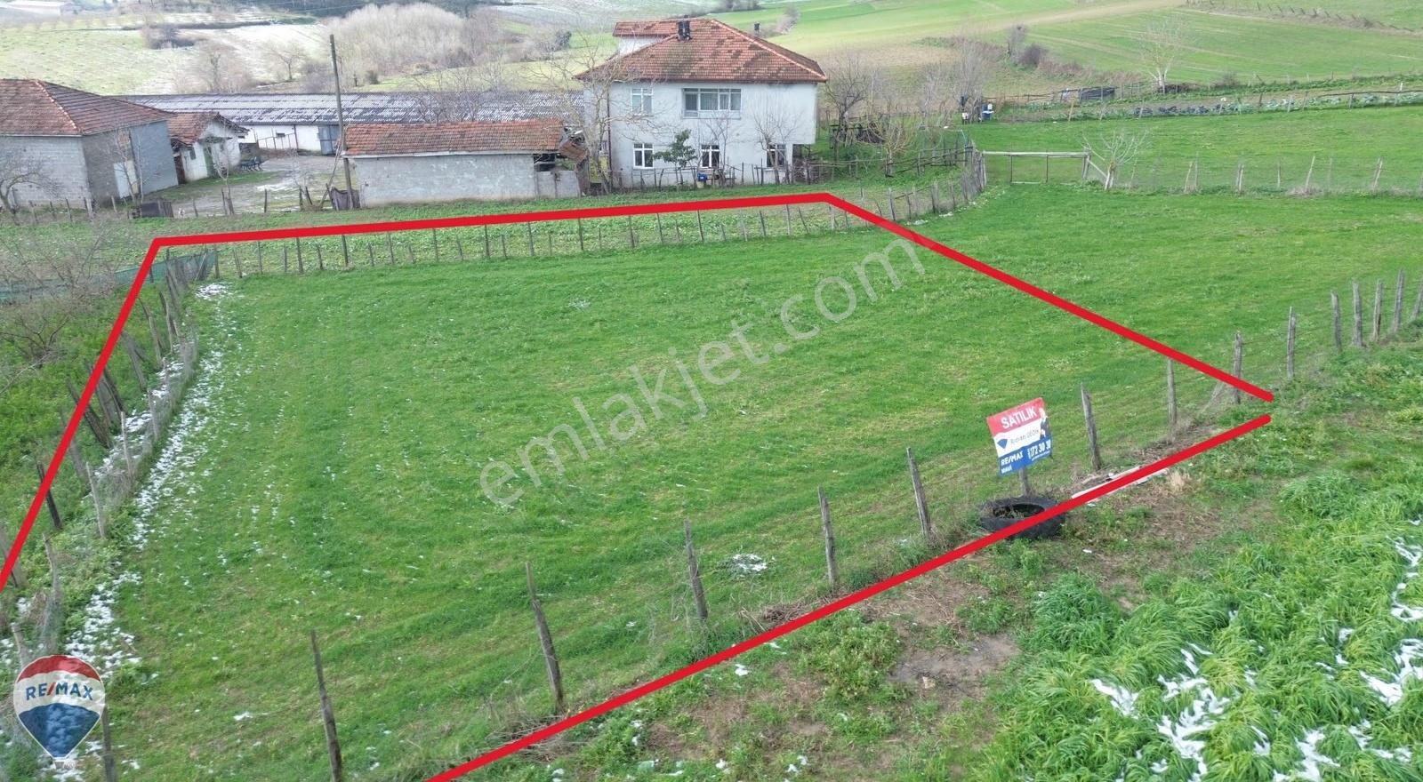 Remax Mavi Rıdvan Gedikten Kaynarcada Satılık 565 M2 Arsa - Görsel 4