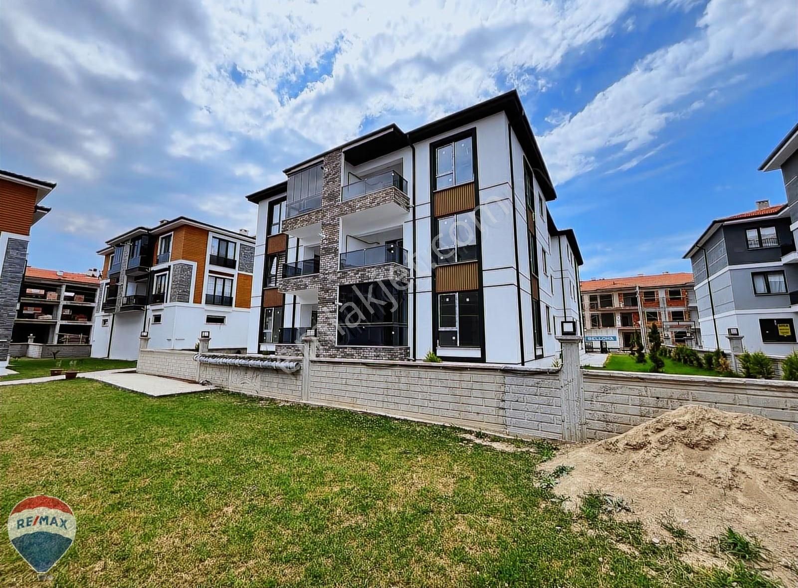 Remax Maviden Fatih Mah. 3+1 125 M2 Sıfır Yüksek Giriş Daire - Görsel 28