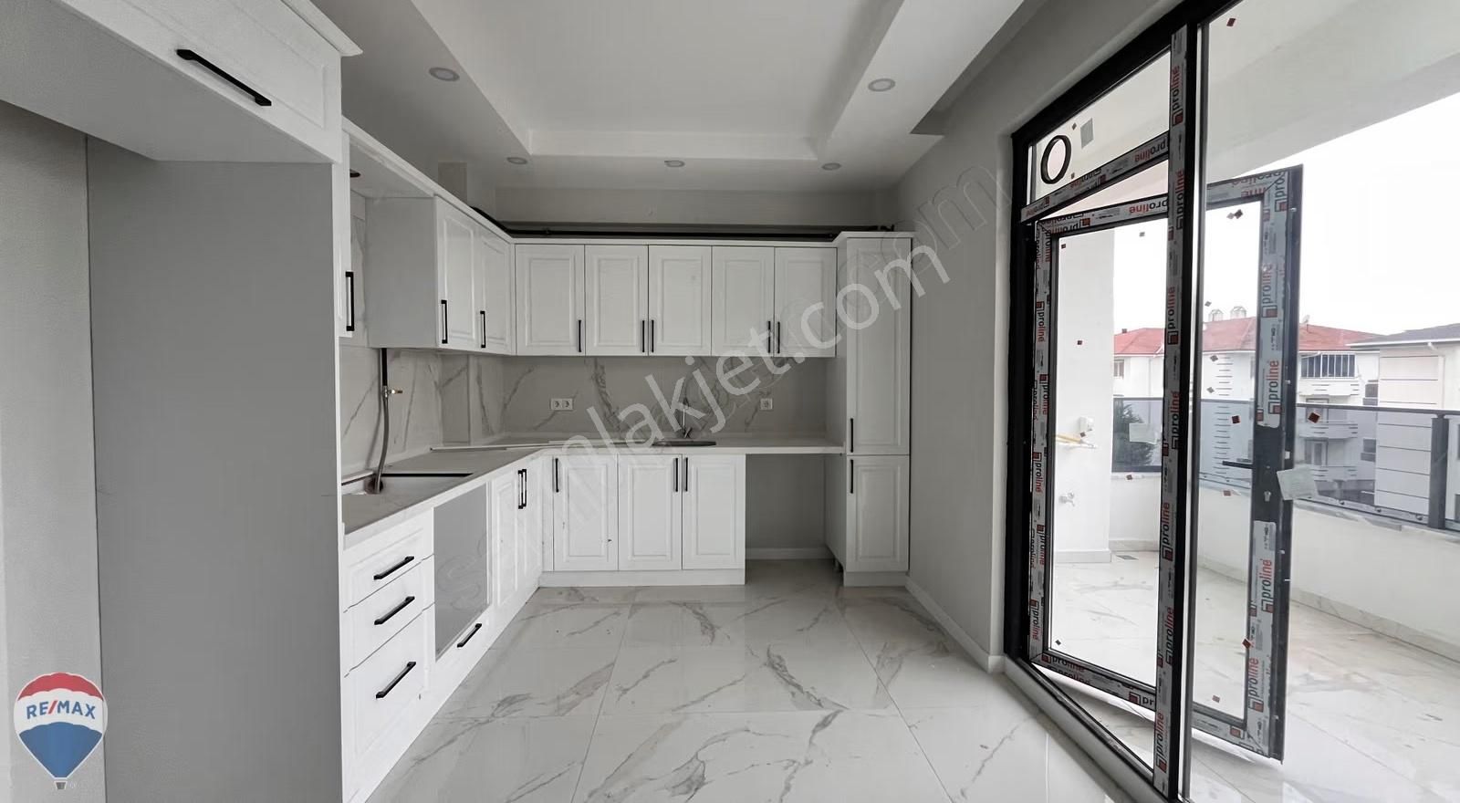 Remax Maviden Bahçeşehir Koleji Karşısı 3+1 130m2 3.kat Daire - Görsel 21