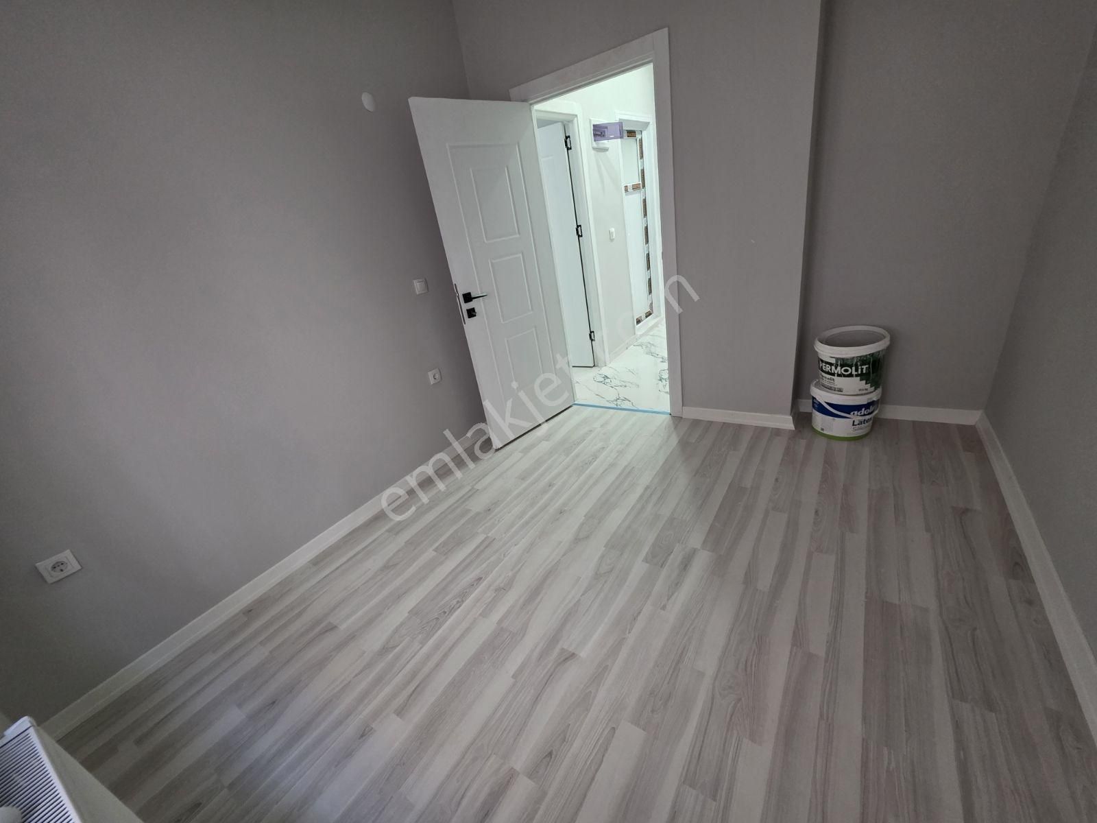 Mehmet Akifte Satılık Sıfır Bina 2+1 1.kat - Görsel 8