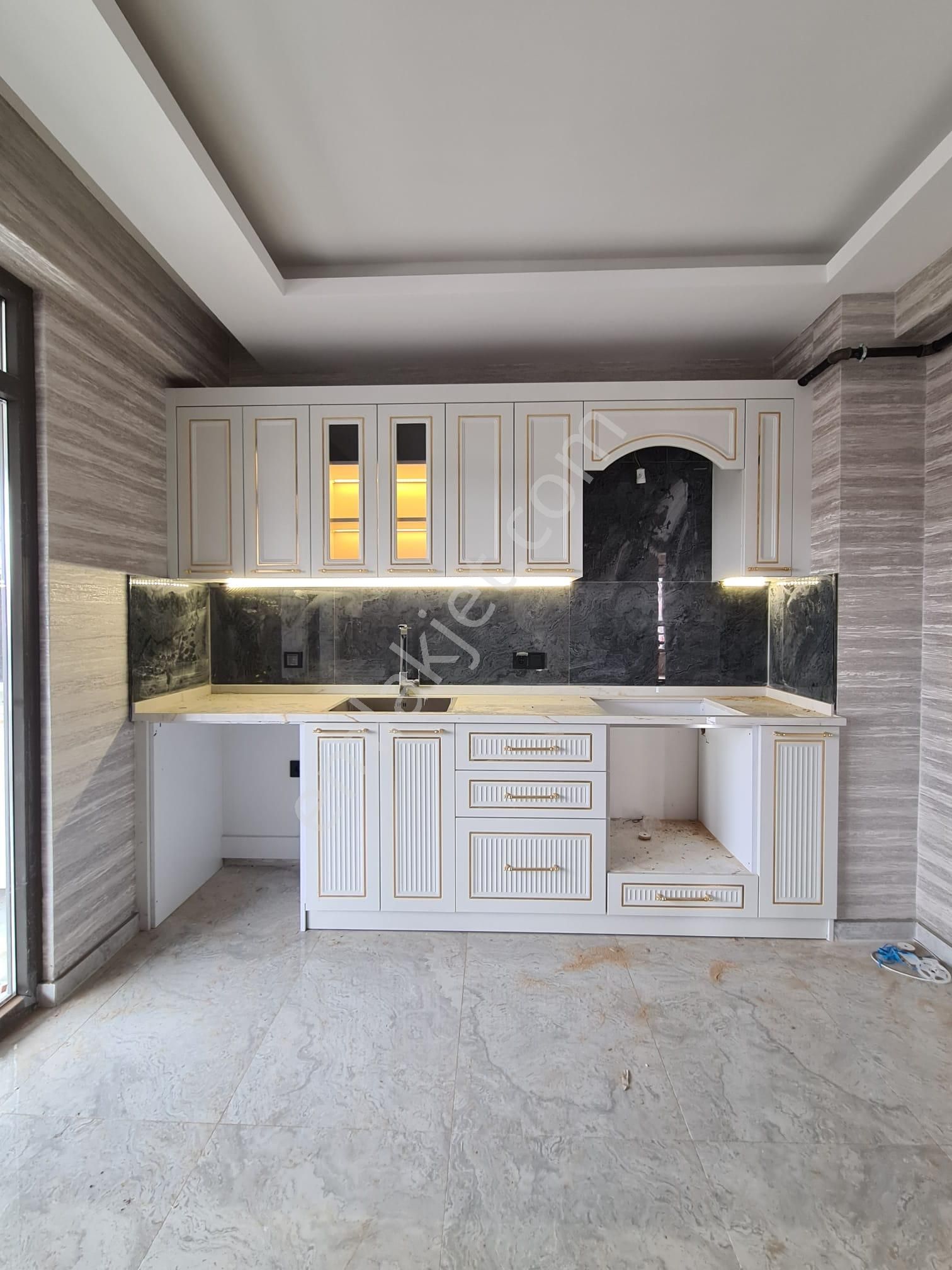 Beymira'dan Selahaddin Eyyubi Satılık 2+1 Ve 3+1 Sıfır Lüks Daireler - Görsel 12