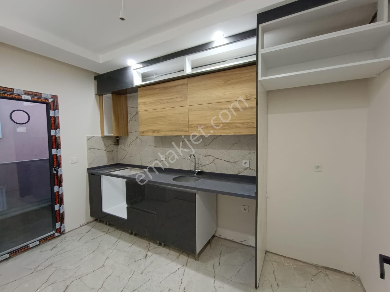 Avcılar Üniversite Mahallesi Yeni Binada 2+1 Kiralık Daire - Görsel 9