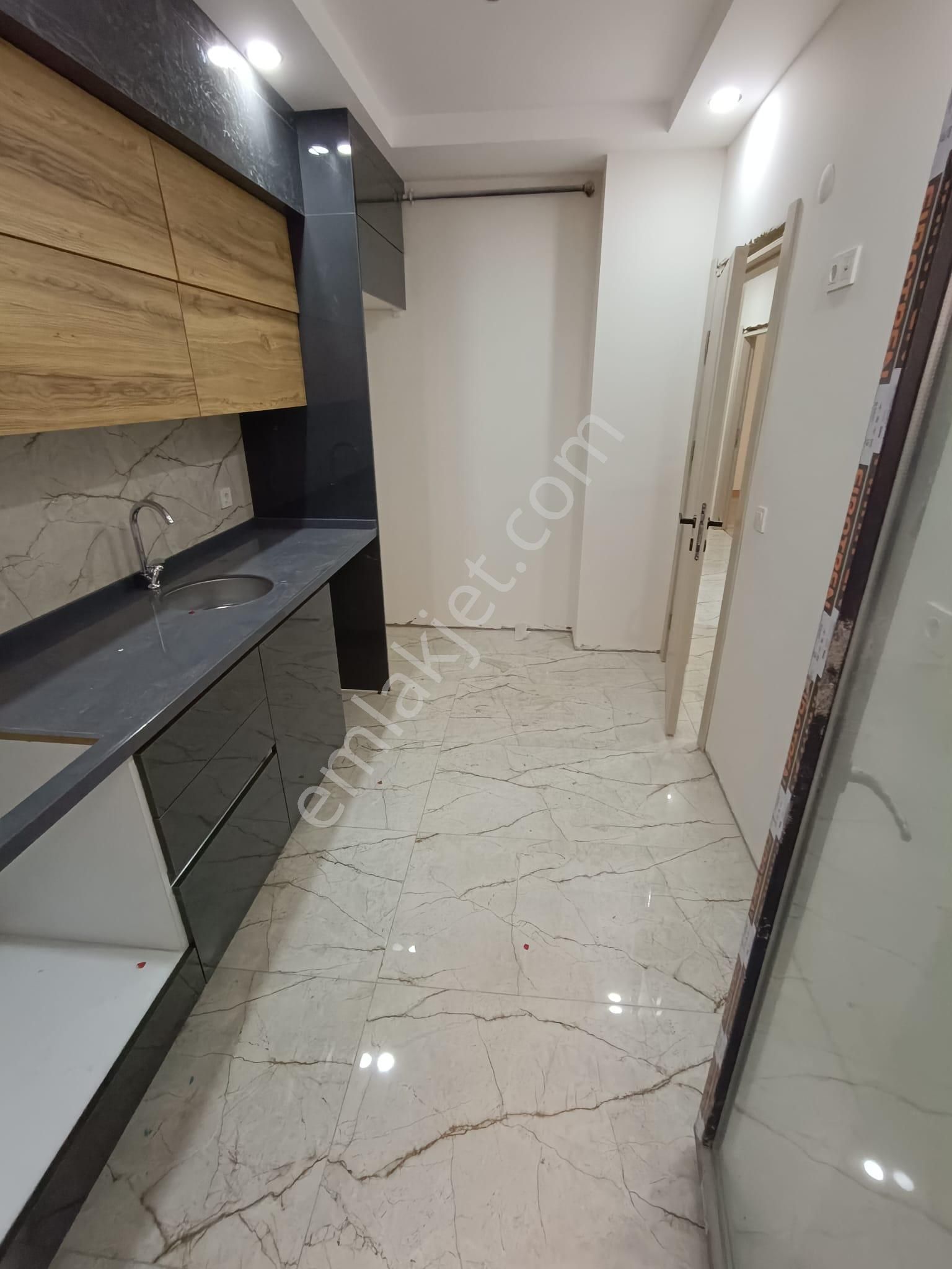 Avcılar Üniversite Mahallesi Yeni Binada 2+1 Kiralık Daire - Görsel 8