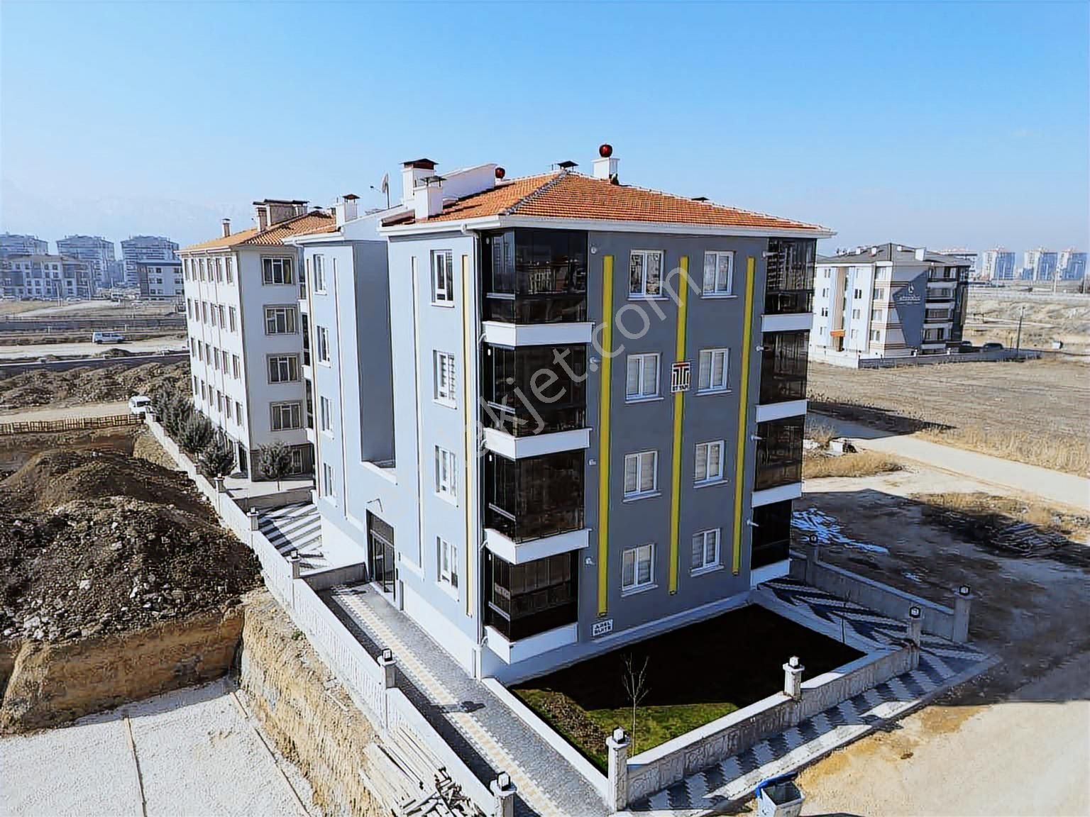 Sağlam Emlaktan Devlet Hastanesi Yanı Satılık Full Eşyalı 1+1 - Görsel 10