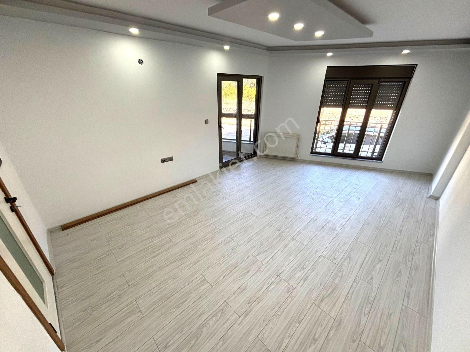 🏡 Referans'tan Zeytinli'de Ebeveyn Banyolu Ayrı Mutfak Yüksek Giriş 3+1 Daire - Görsel 31
