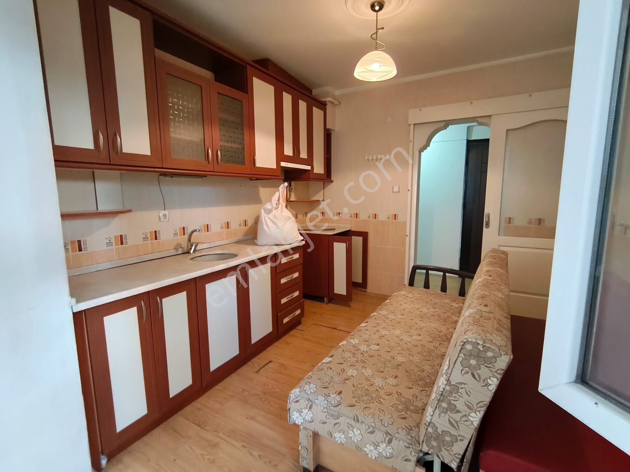 Delta Koleji Yakını 2+1 Doğalgazlı Bahçeli Daire - Görsel 28