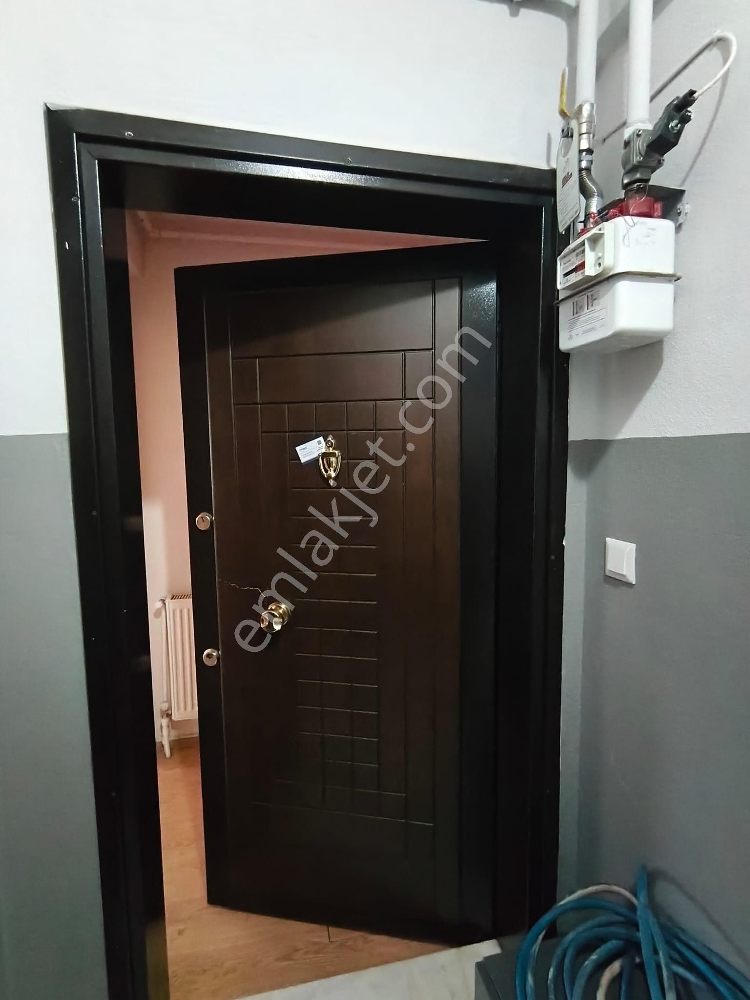 Delta Koleji Yakını 2+1 Doğalgazlı Bahçeli Daire - Görsel 27