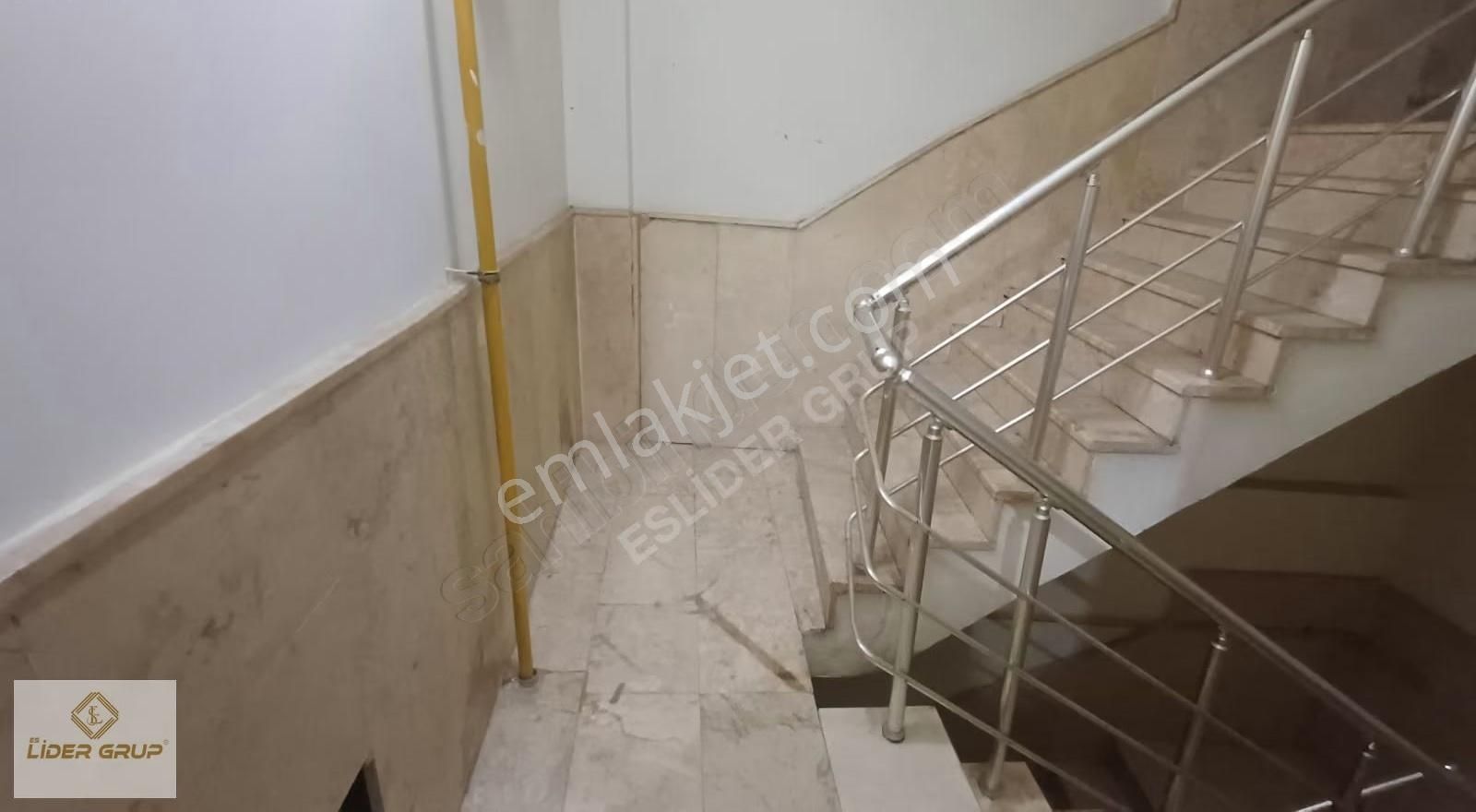 Eslider Emlaktan Adalarda Komple Bina - Görsel 9