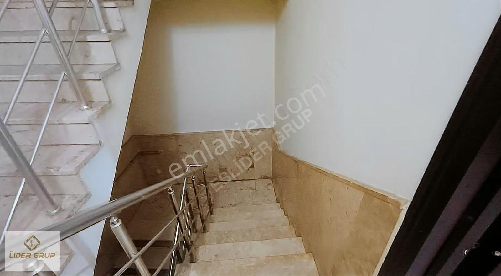 Eslider Emlaktan Adalarda Komple Bina - Görsel 12