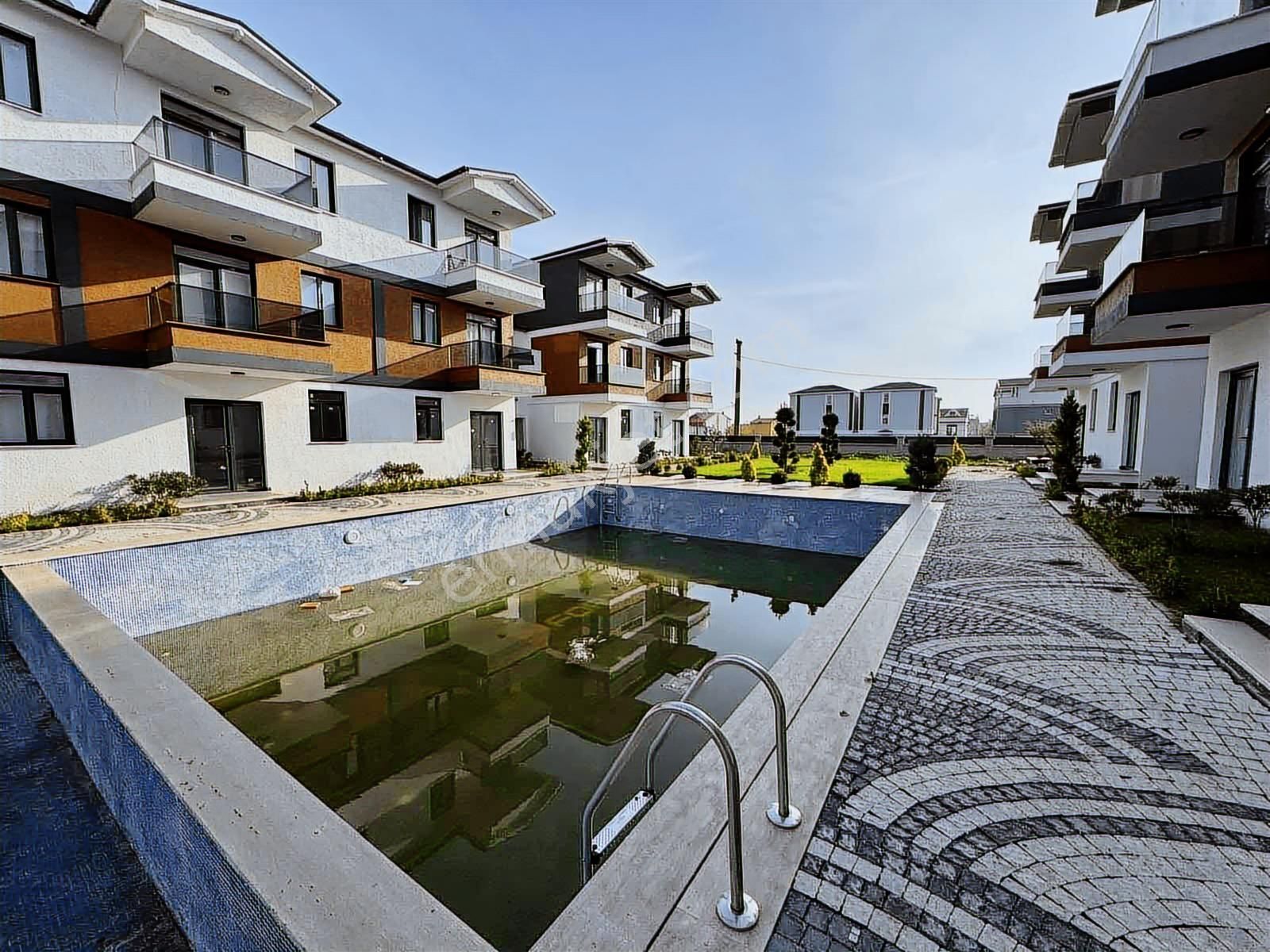 #mega Yapı# Yeni Nesil Havuzlu Sitede 1+1 2+1 Villa Daireleri - Görsel 30