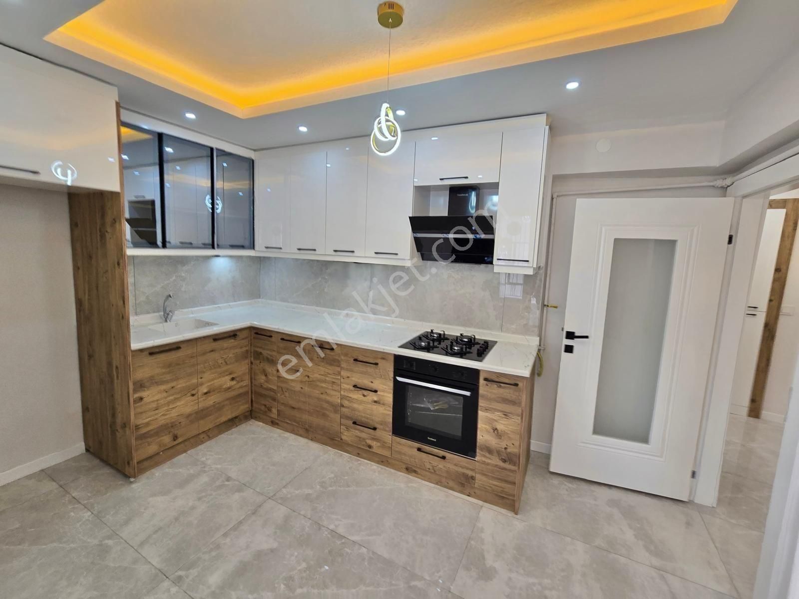 Sincan Plevne Mah. 3+1 Lüks Yapılı Salon Bağımsız Satılık Daire - Görsel 3