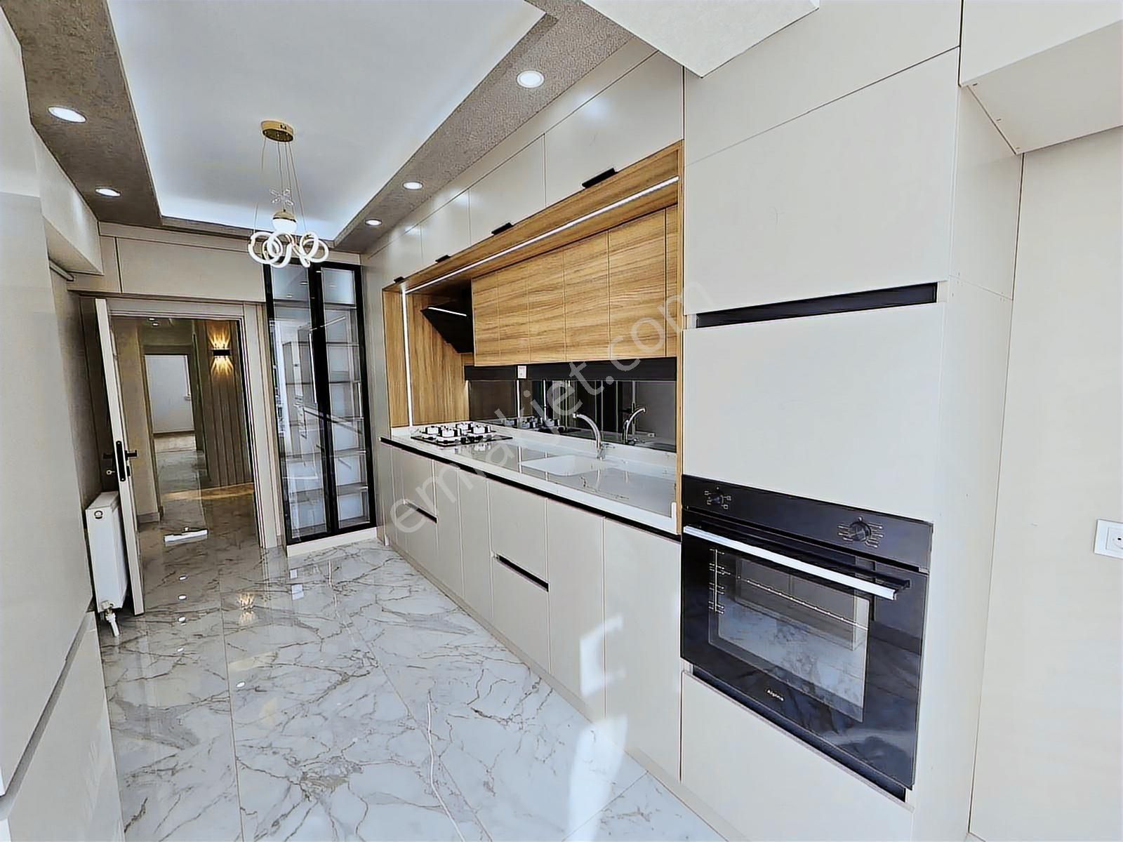 Sincan Pınarbaşı Mah. 3+1 Lüks Yapılı Salon Bağımsız Geniş Daire - Görsel 29