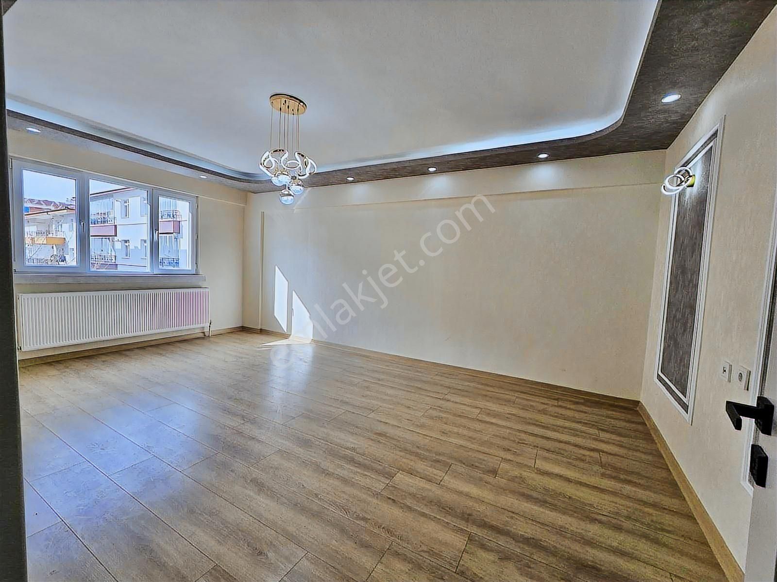 Sincan Pınarbaşı Mah. 3+1 Lüks Yapılı Salon Bağımsız Geniş Daire - Görsel 8