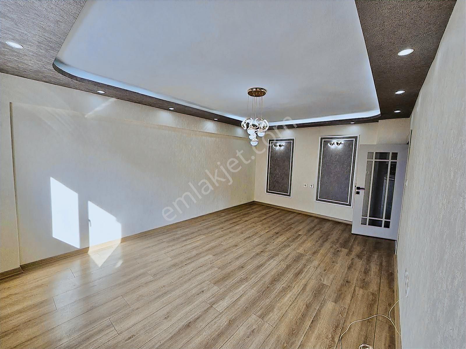 Sincan Pınarbaşı Mah. 3+1 Lüks Yapılı Salon Bağımsız Geniş Daire - Görsel 7