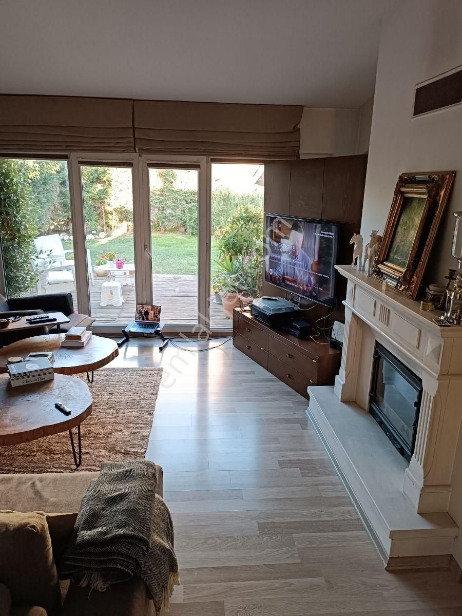 A.gazi Mh De Ağaoğlu Villaları Sitesi İçerisinde 4+1+1 - Görsel 3