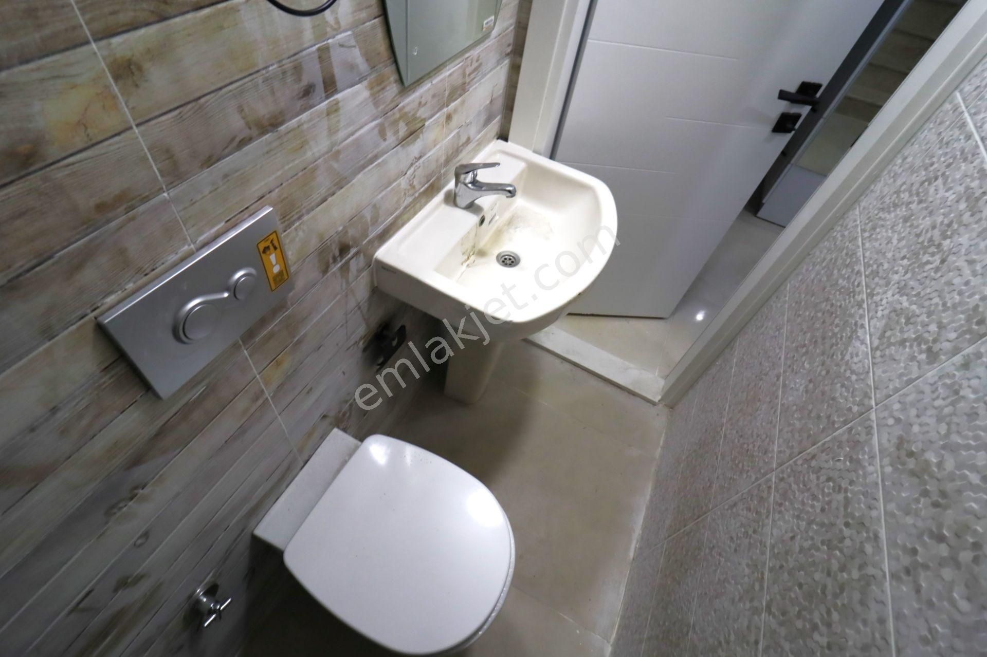 👉akçay'da Aygülden Doğayla İç İçe Nezih Site İçi Full Yapılı Ayrı Mutfak 4+1 Satılık Tripleks Villa - Görsel 15