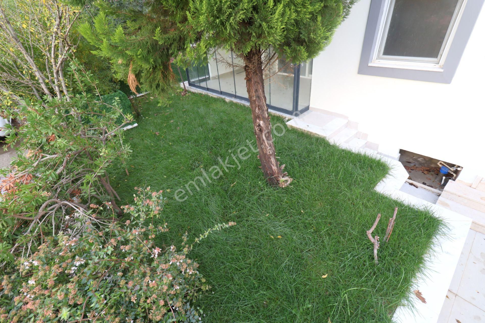 👉akçay'da Aygülden Doğayla İç İçe Nezih Site İçi Full Yapılı Ayrı Mutfak 4+1 Satılık Tripleks Villa - Görsel 34