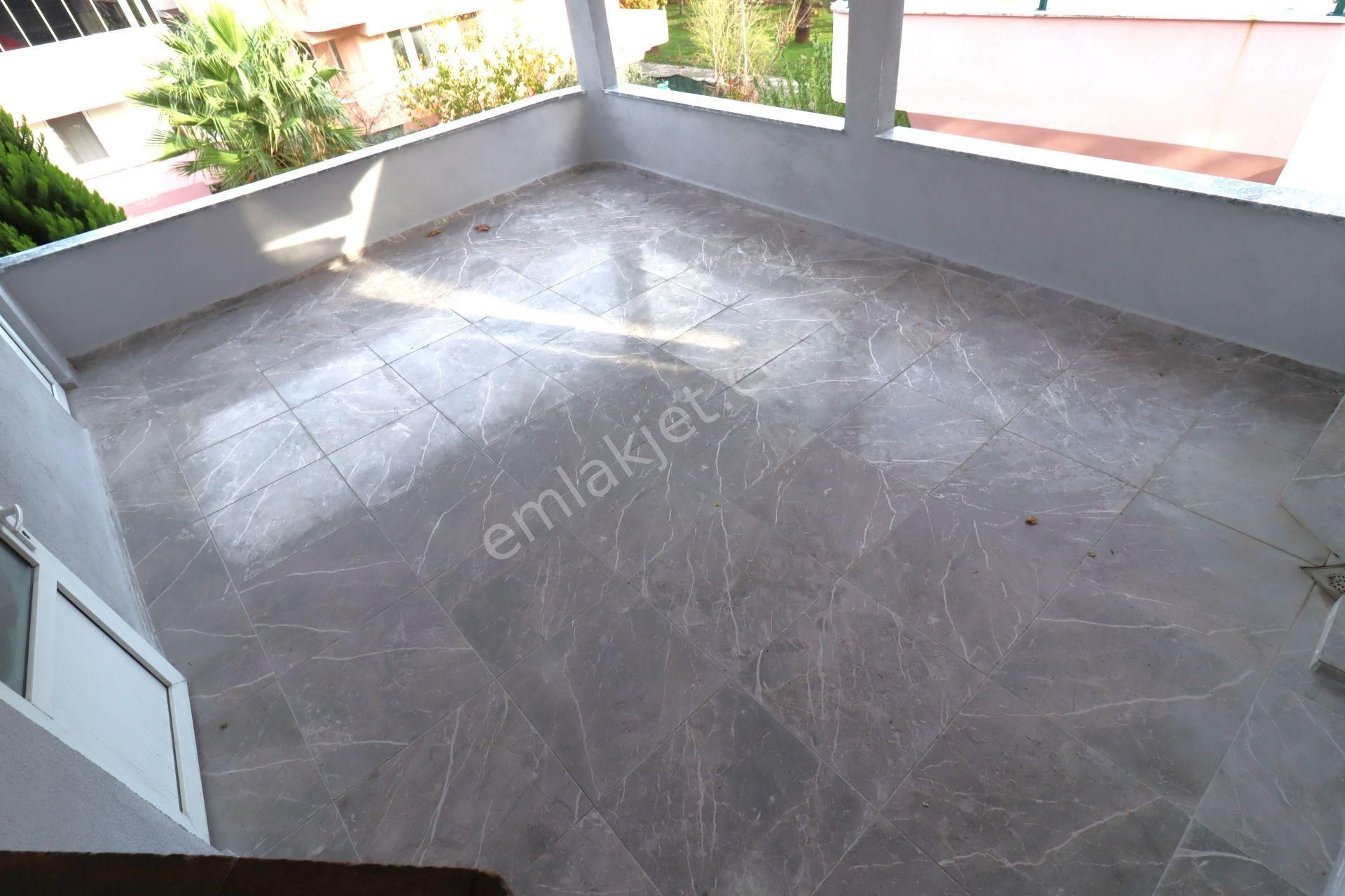 👉akçay'da Aygülden Doğayla İç İçe Nezih Site İçi Full Yapılı Ayrı Mutfak 4+1 Satılık Tripleks Villa - Görsel 32