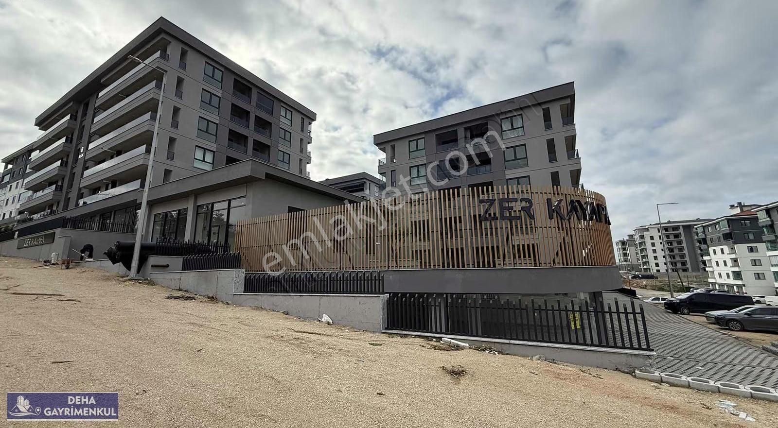 Fırsat 3+1 Zer Kayapa 3 Kat Arakat Ön Cephede - Görsel 14