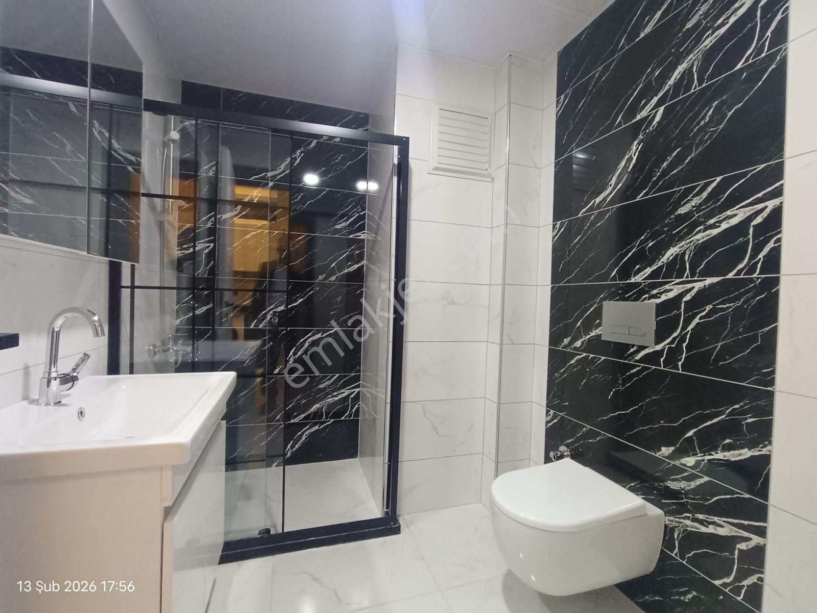 Truva/ahmet Kömürcü'den Büyükoyumca'da Eşyalı Kiralık 1+1 Daire