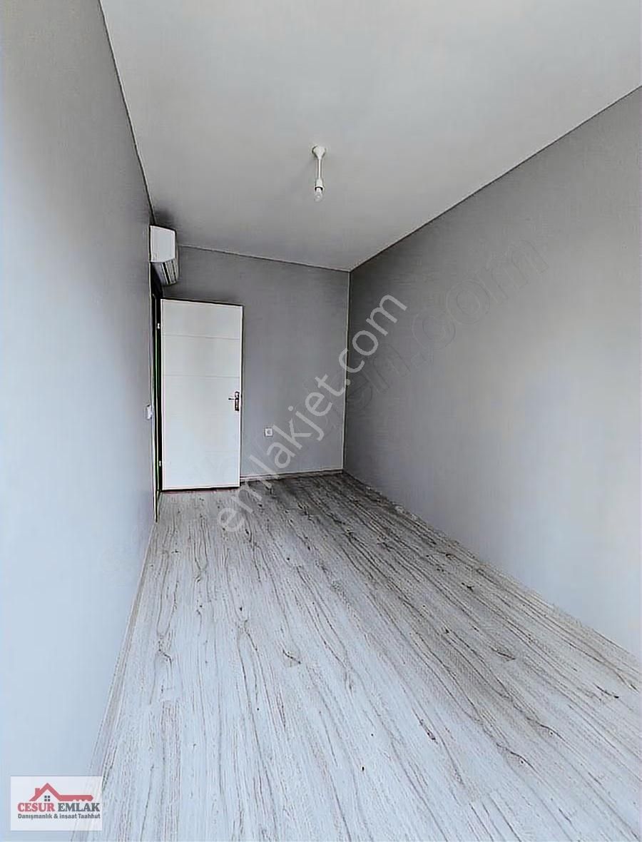 Cesurdan Uncalı Siteler Semtinin En Nezih Sitesinde Kiralık - Görsel 11
