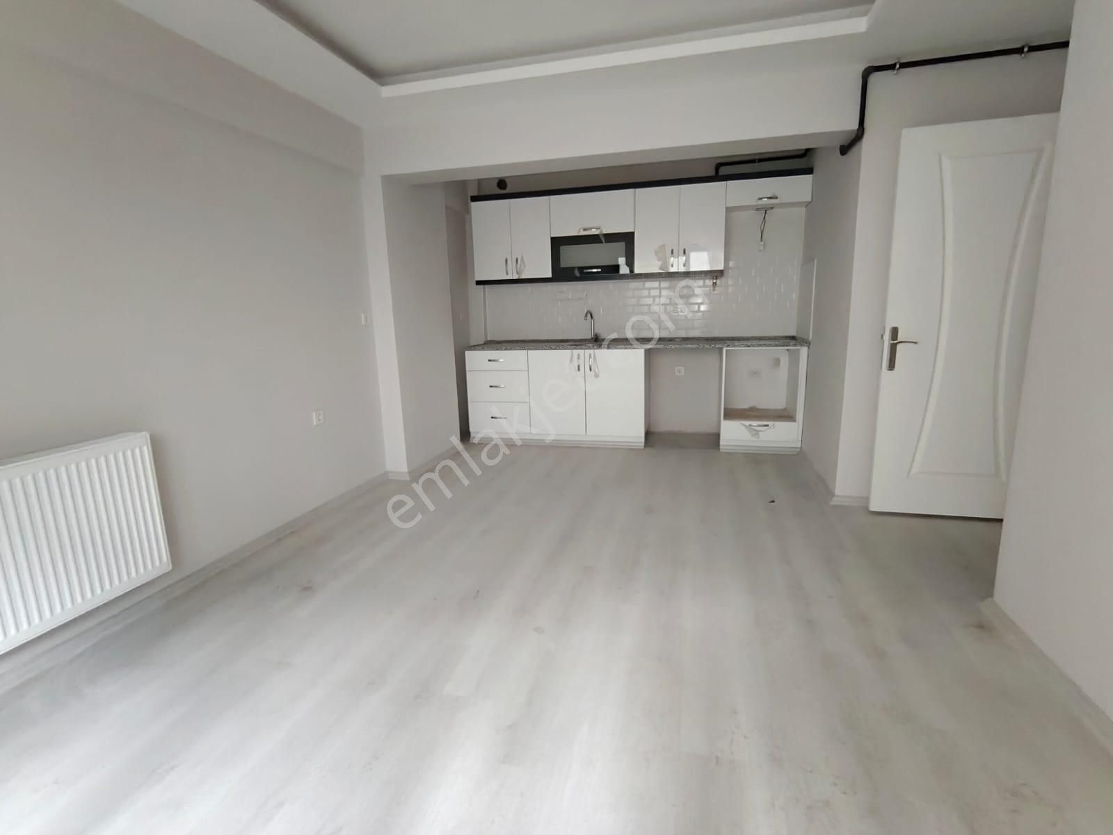 Bahar Mahalesinde 2+1 75 M2 Doğalgazlı Yeni Bina