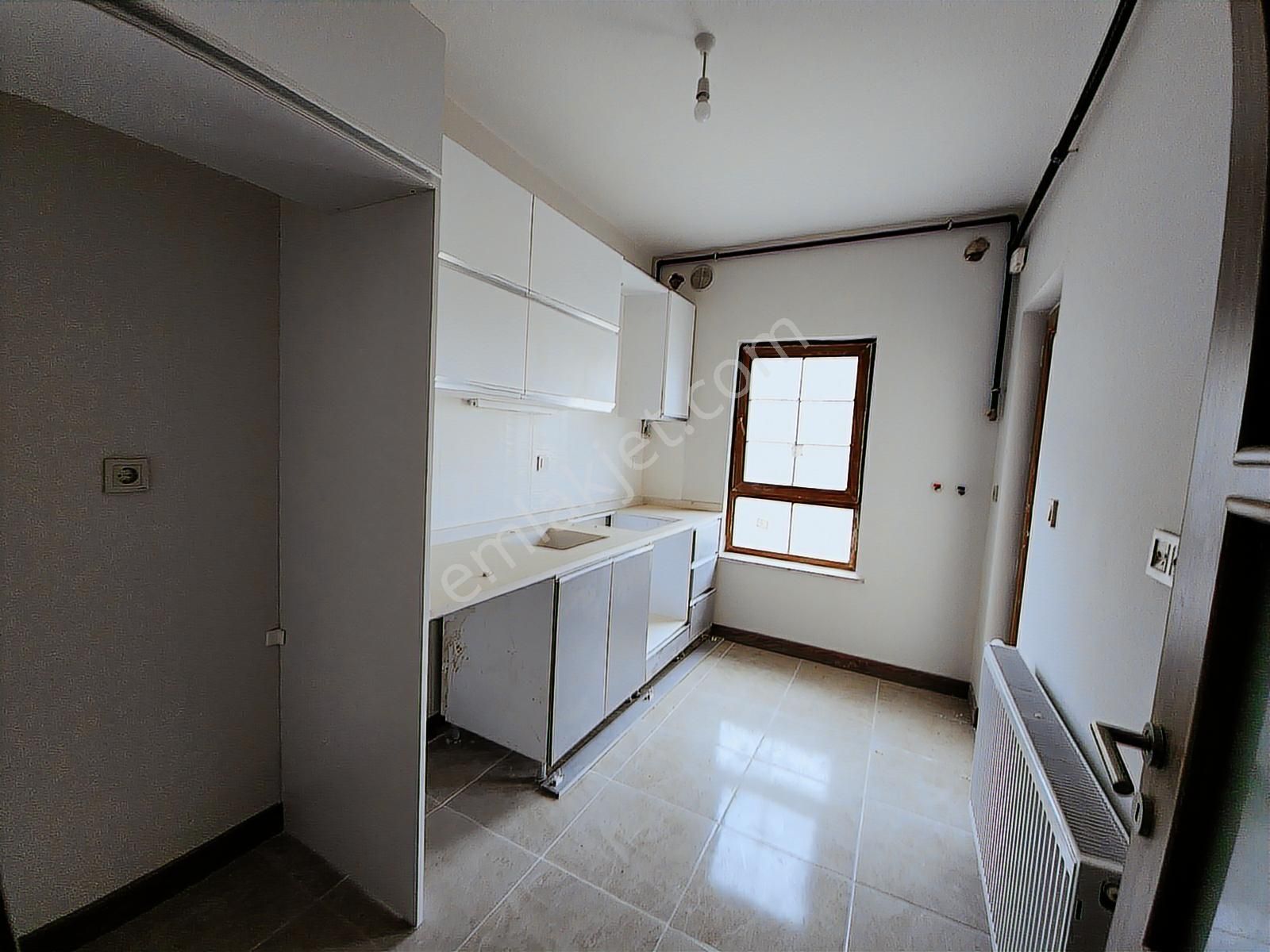 Güler^den Yakacık Tokide 3.kat 2+1 85m2 Sıfır Kaçırılmaz Fiyata - Görsel 10