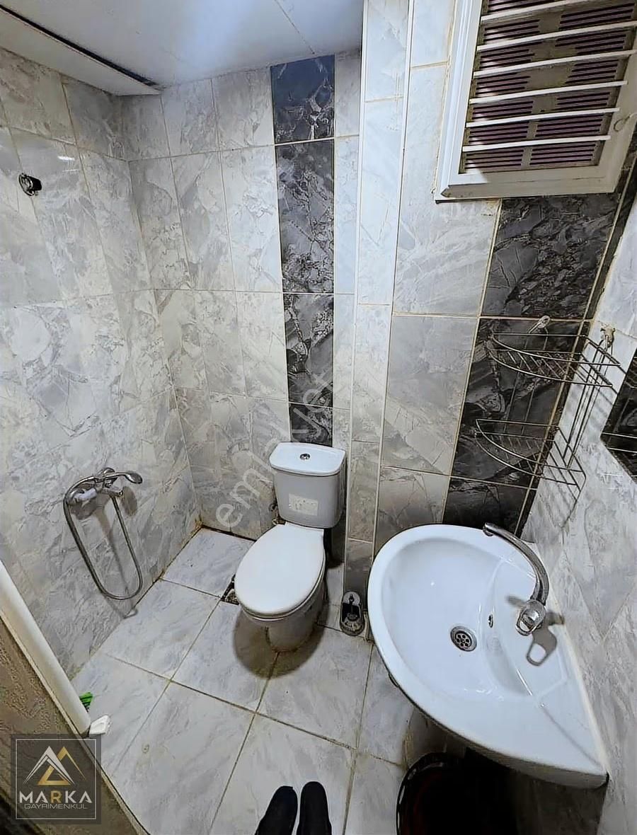 Marka Gayrimenkul'den Belediye Yanı Eşyalı 1+1 Kiralık Daire - Görsel 2