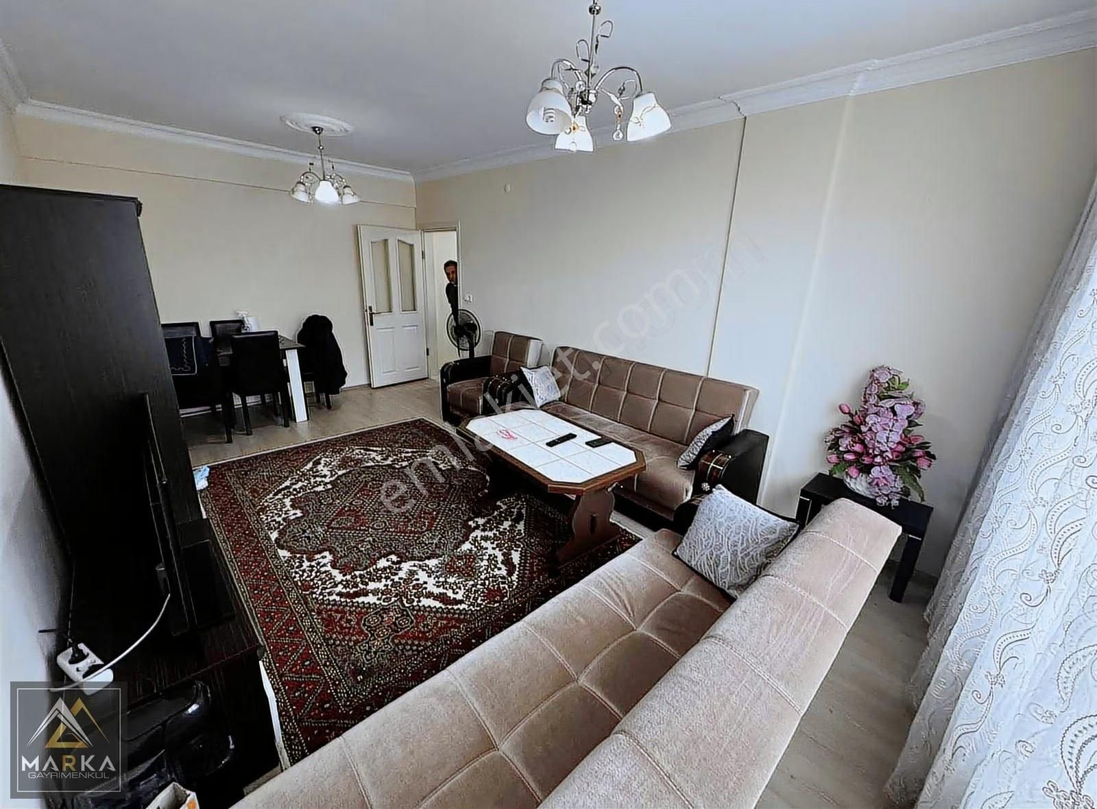 Marka Gayrimenkul'den Yenidoğan Cadde Üzerinde 3+1 Satılık Daire - Görsel 6