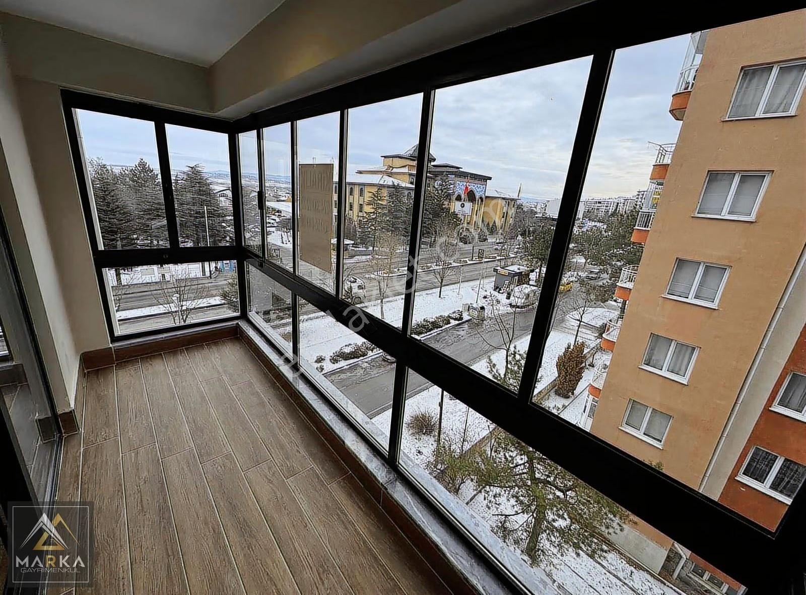 Marka Gayrimenkul'den Atakent Elit Parkta Kiralık 4+1 Lüks Daire - Görsel 24