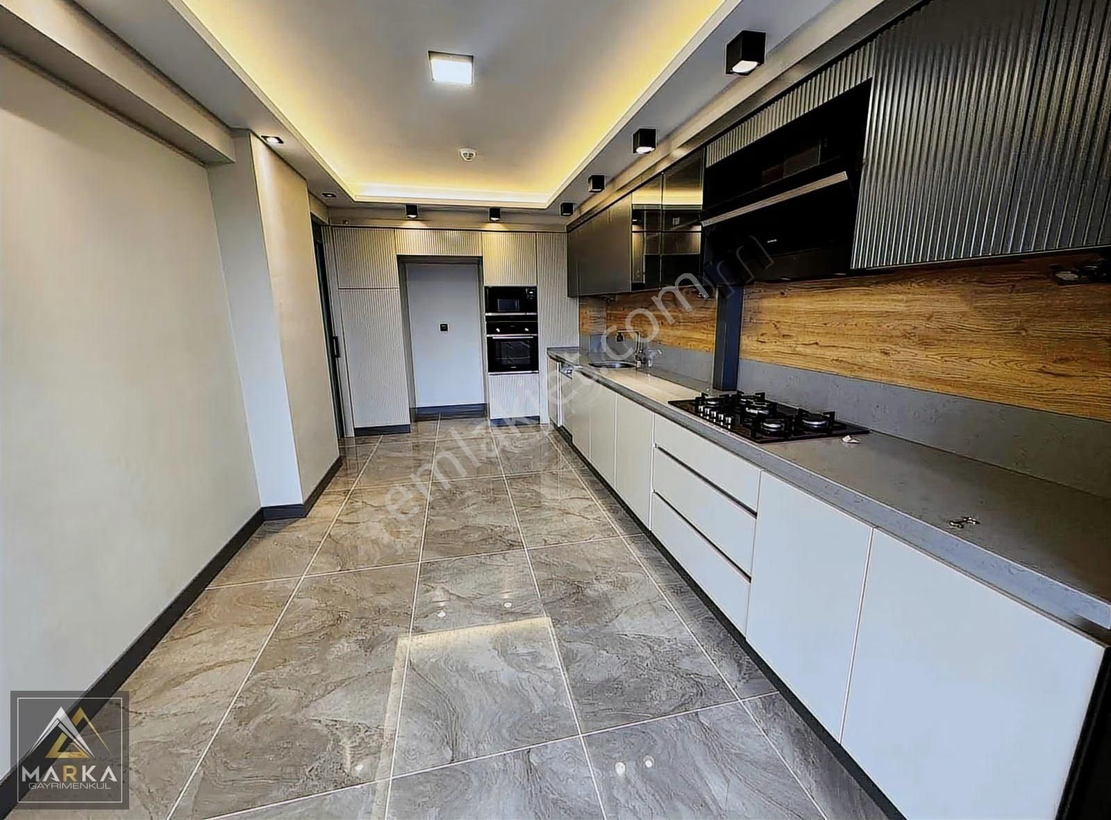 Marka Gayrimenkul'den Atakent Elit Parkta Kiralık 4+1 Lüks Daire - Görsel 29