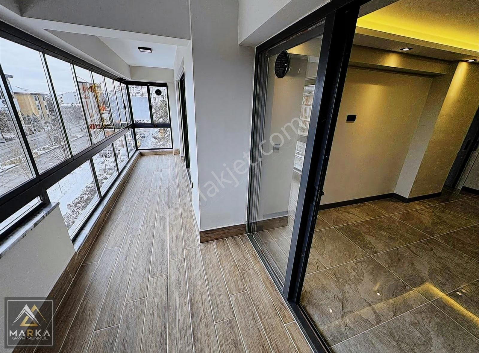 Marka Gayrimenkul'den Atakent Elit Parkta Kiralık 4+1 Lüks Daire - Görsel 12