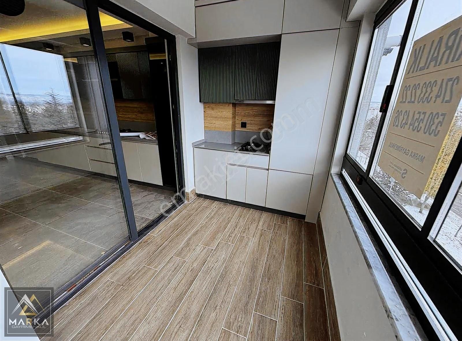 Marka Gayrimenkul'den Atakent Elit Parkta Kiralık 4+1 Lüks Daire - Görsel 2