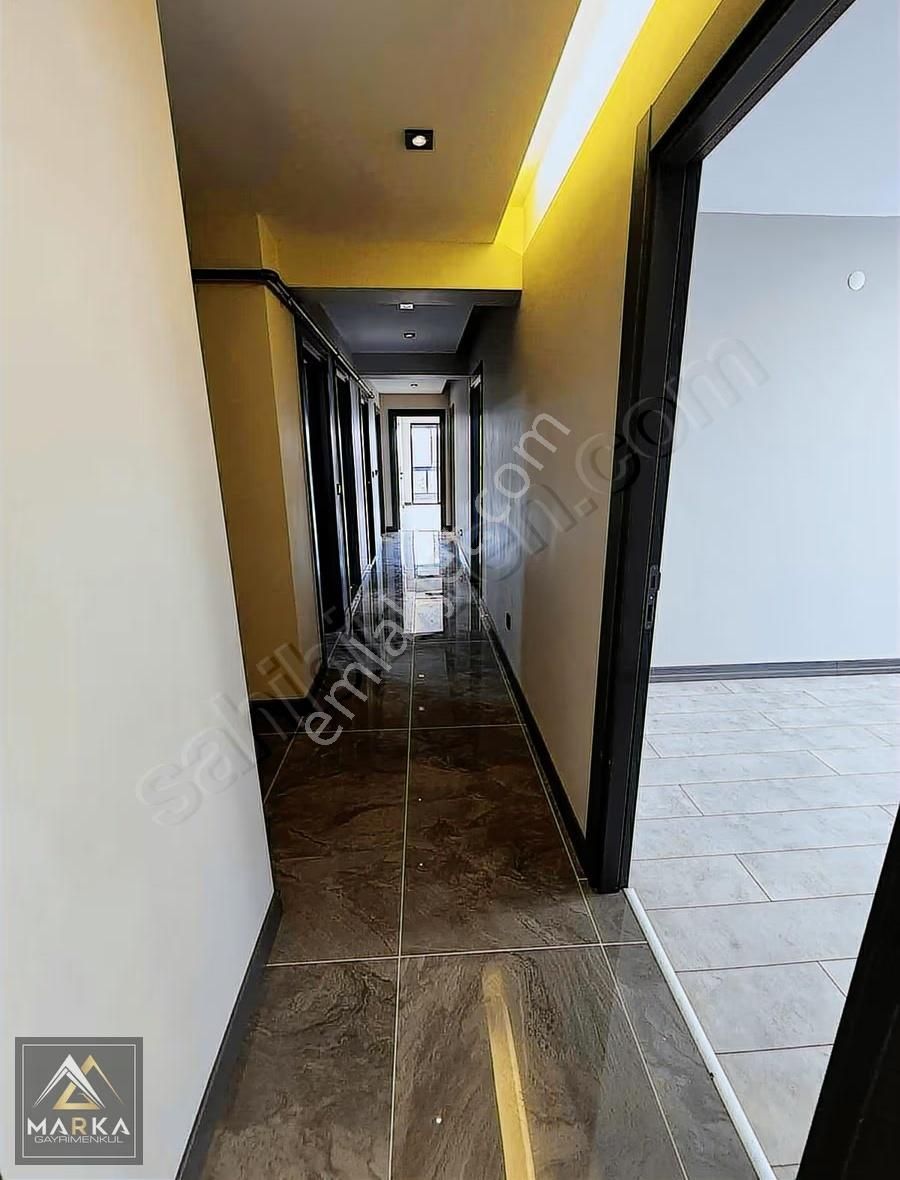 Marka Gayrimenkul'den Atakent Elit Parkta Kiralık 4+1 Lüks Daire - Görsel 14