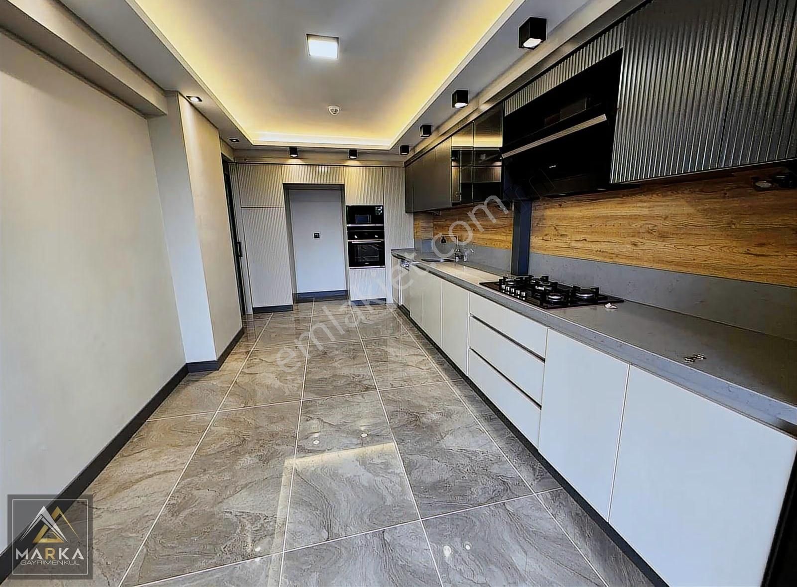 Marka Gayrimenkul'den Atakent Elit Parkta Kiralık 4+1 Lüks Daire - Görsel 26