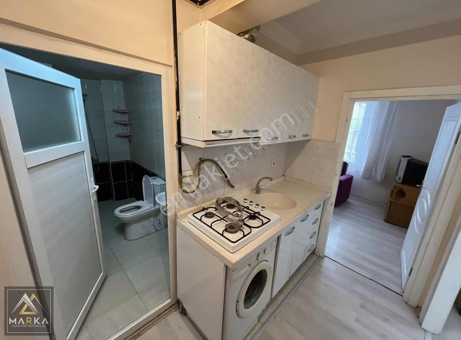 Marka'dan Yunusemre Mah Geniş 2 Oda Ayrı Mutfak Holde 1+1 Eşyalı - Görsel 10