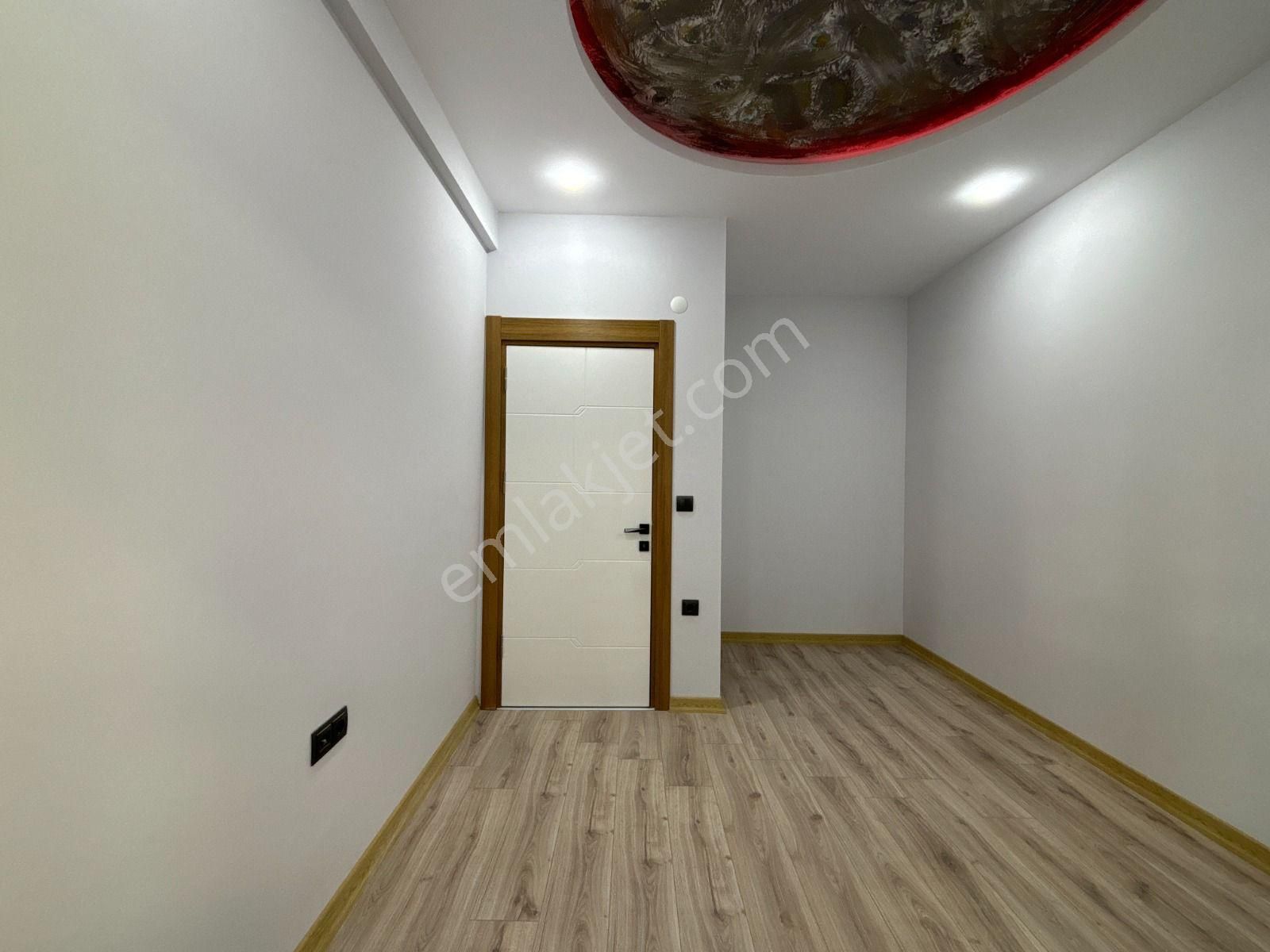 🏡 Referans'tan Şık Tasarımlı Giriş Kat Cam Balkonlu 2+1 Daire - Görsel 22