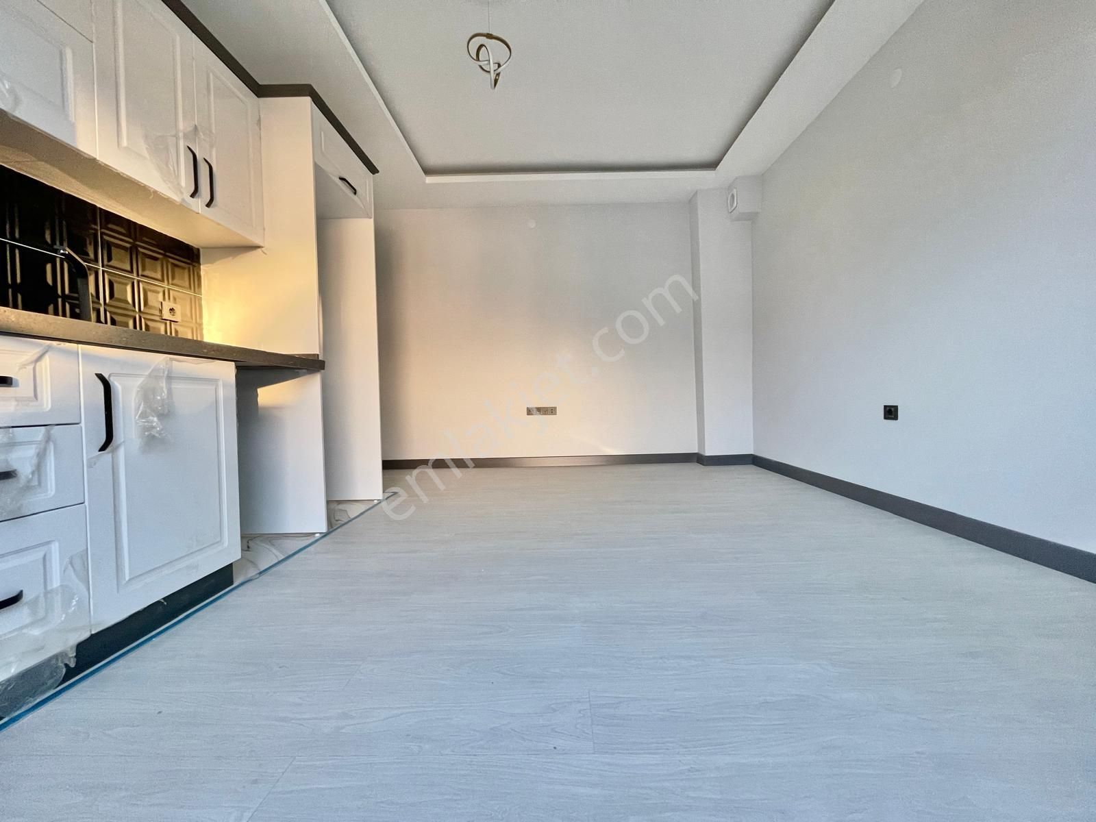 Berkay Demirel'den Altınkumda Denize 500 Metre Sıfır Lüks 1+1 Daire - Görsel 11