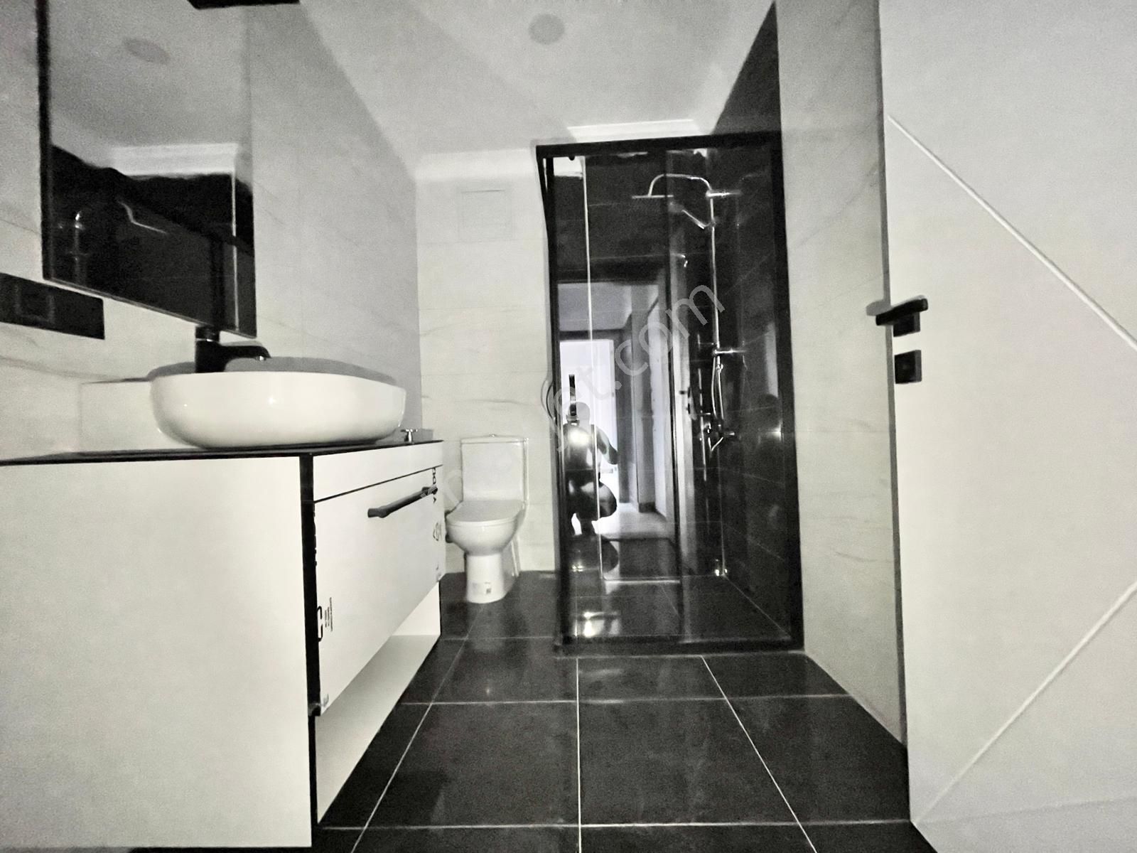 Berkay Demirel'den Altınkumda Denize 500 Metre Sıfır Lüks 1+1 Daire - Görsel 23