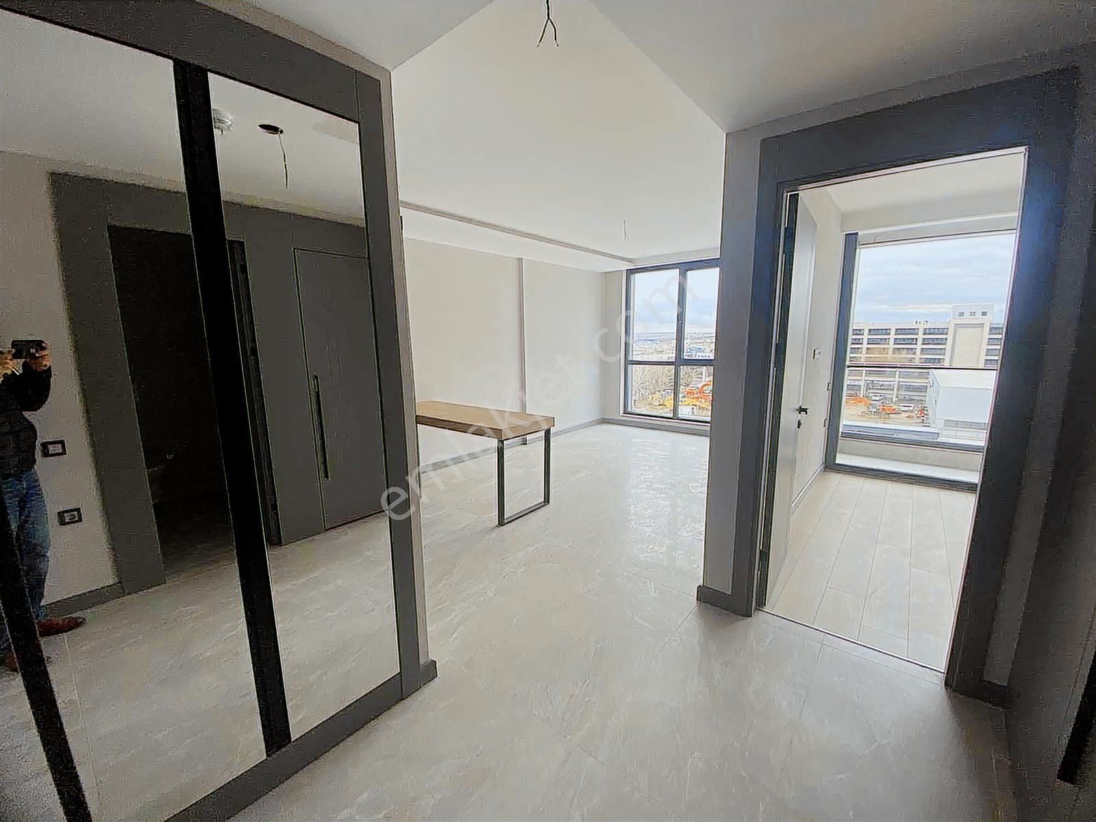 İpektaş Cadde'de 7/24 Güvenlik Oturum Başladı 1+1 Satılık Daire - Görsel 12