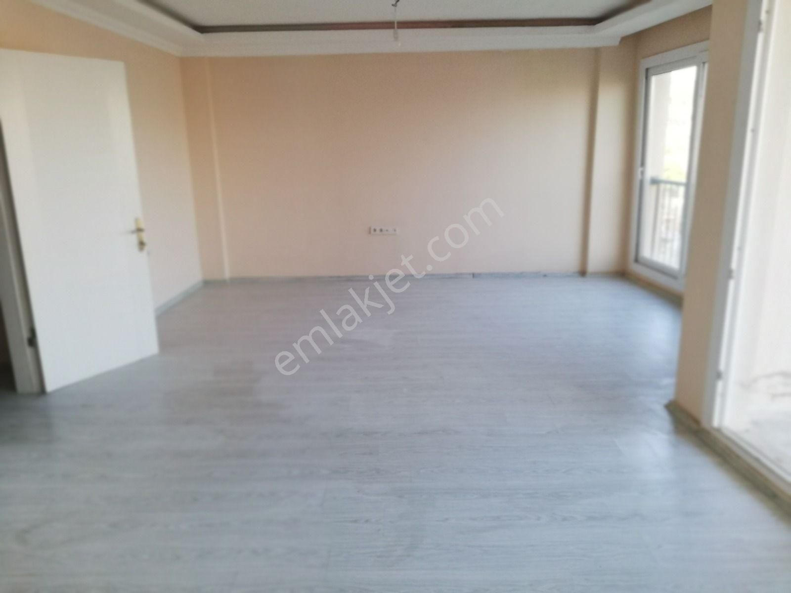 Seferihisar Merkezde, Asansörlü, Kombili, 3 Banyo-wc.li, Geniş Dubleks Daire - Görsel 2