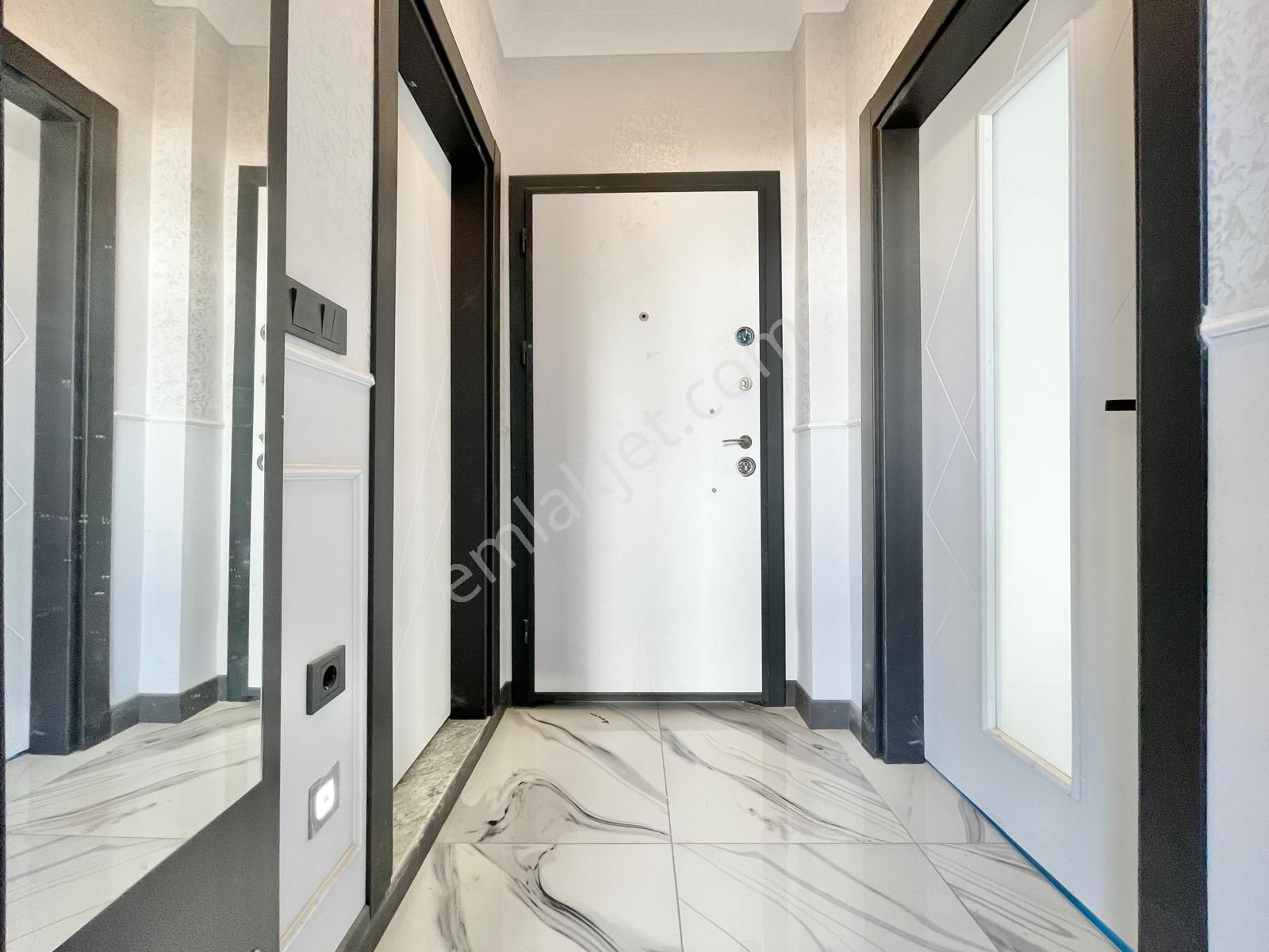 Berkay Demirel'den Altınkumda Bahçe Kullanımlı Sıfır 1+1 Daire - Görsel 6