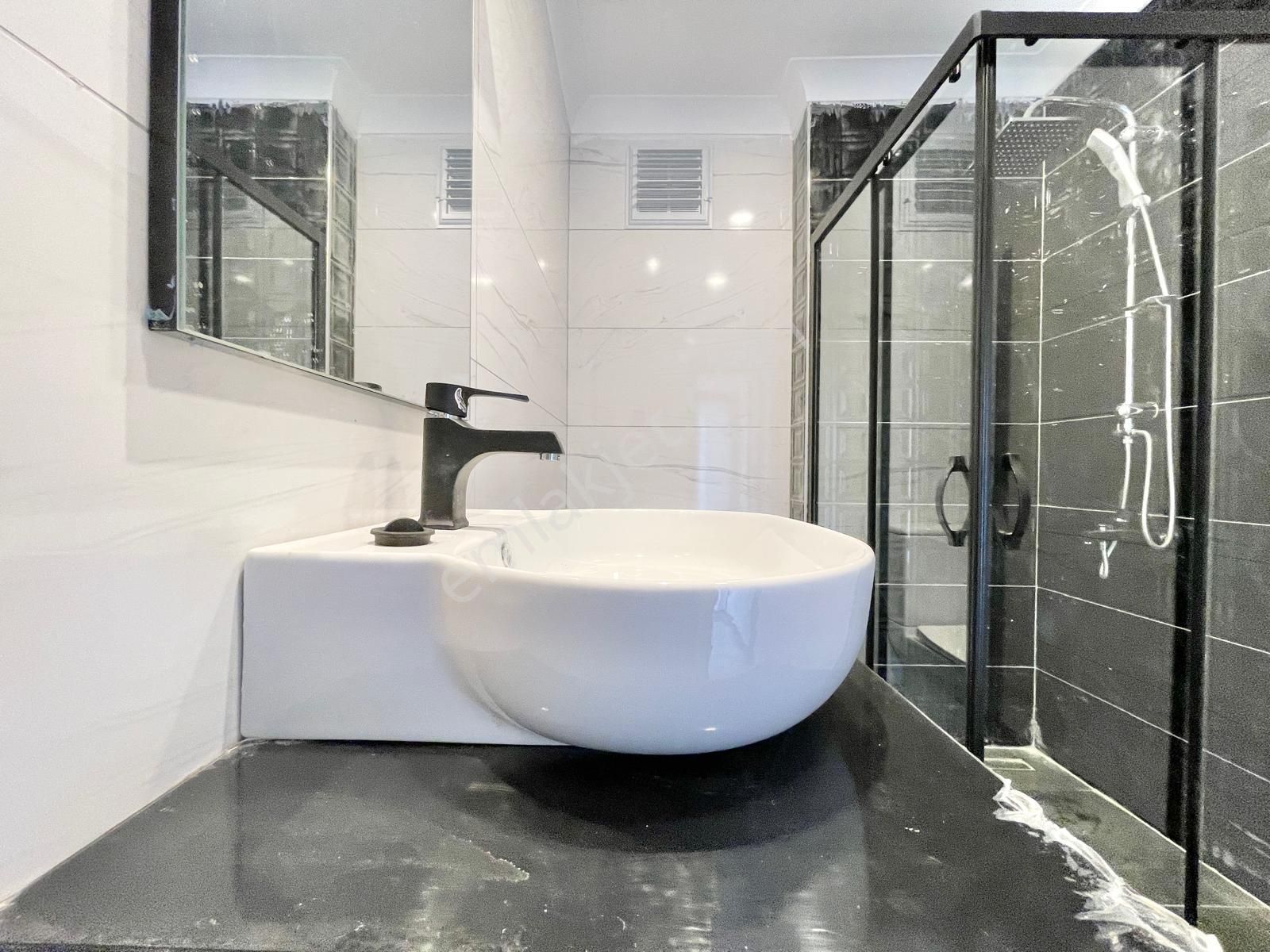 Berkay Demirel'den Altınkumda Bahçe Kullanımlı Sıfır 1+1 Daire - Görsel 28