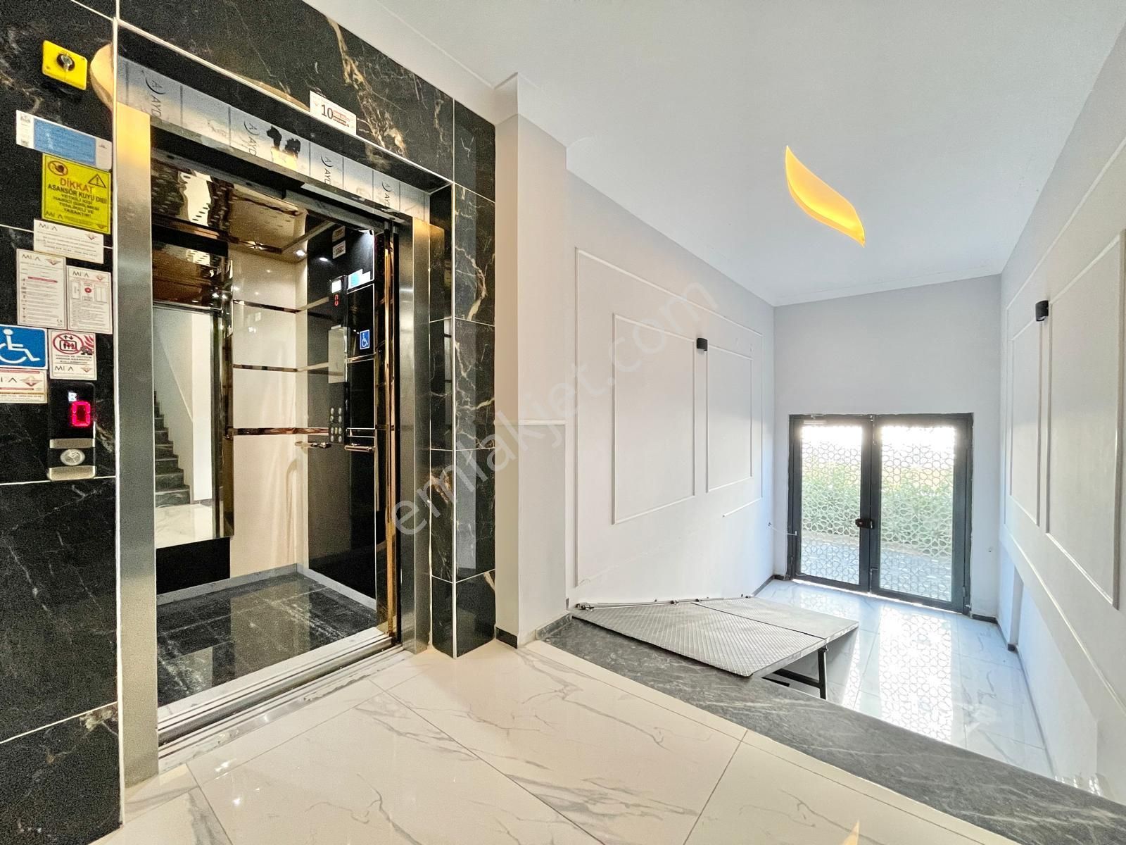 Berkay Demirel'den Altınkumda Bahçe Kullanımlı Sıfır 1+1 Daire - Görsel 3