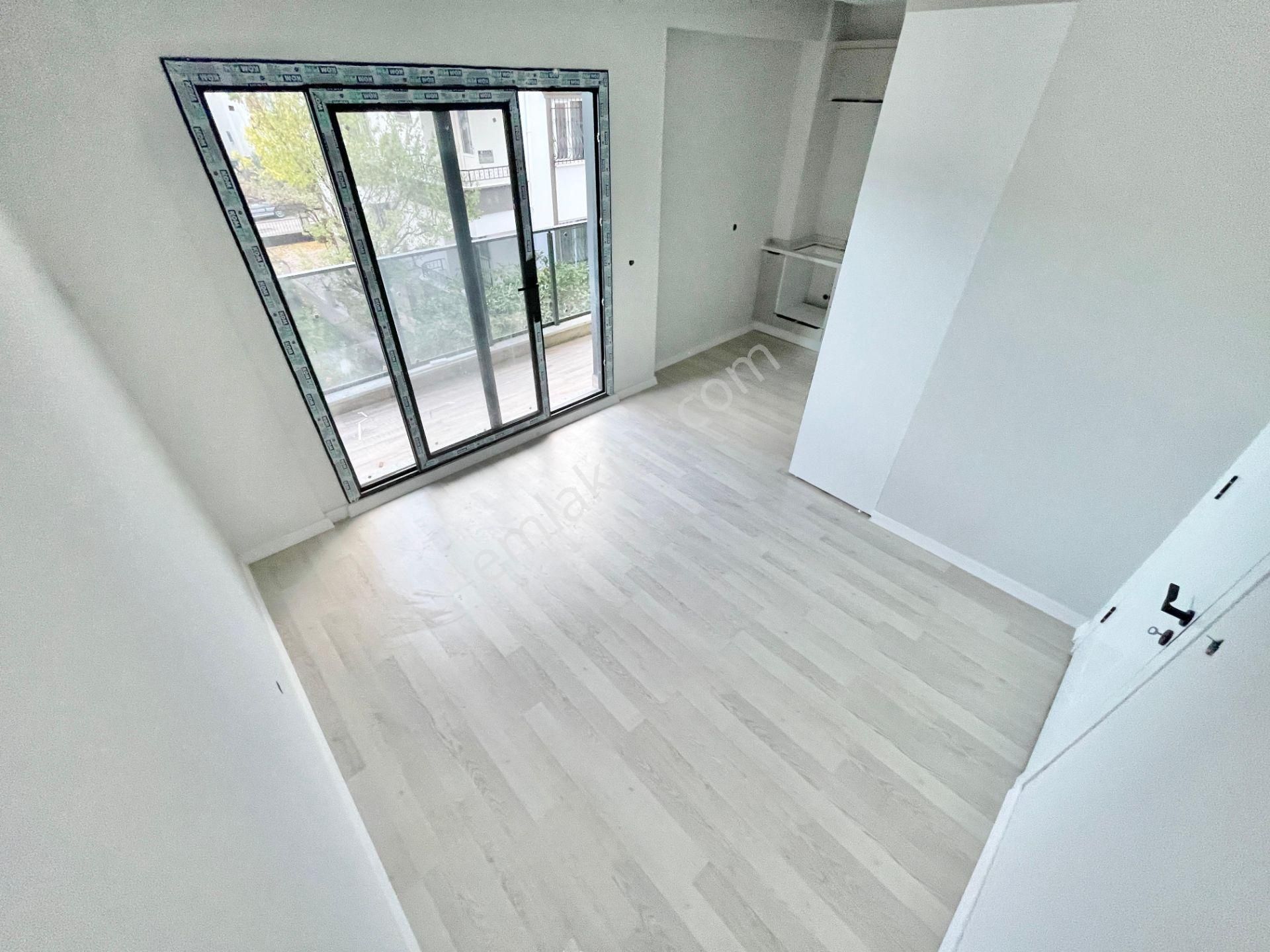 Berkay Demirel'den Satılık Akçayda Doğalgazlı Lüks 1+1 Daire - Görsel 18