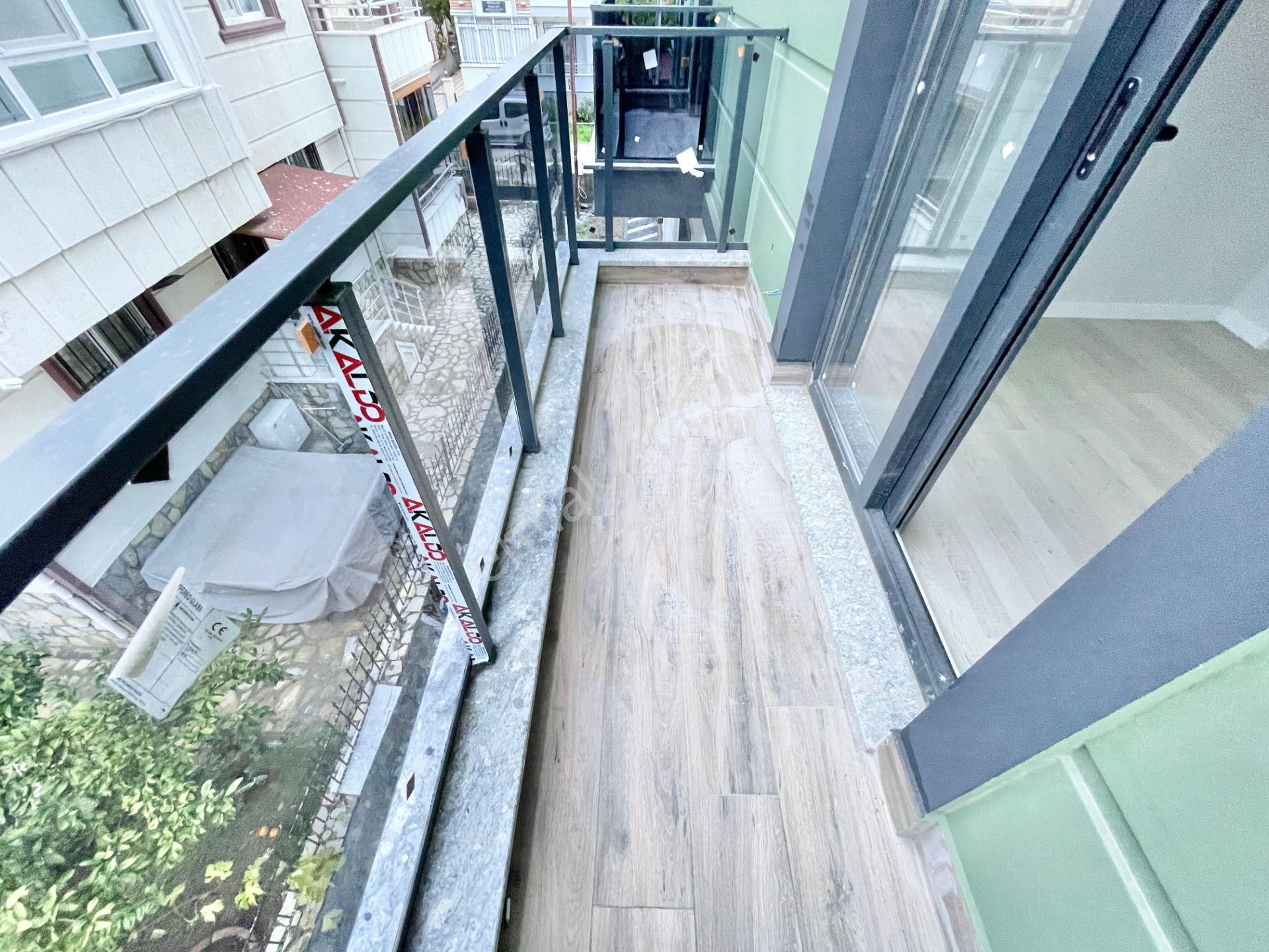 Berkay Demirel'den Satılık Akçayda Doğalgazlı Lüks 1+1 Daire - Görsel 24