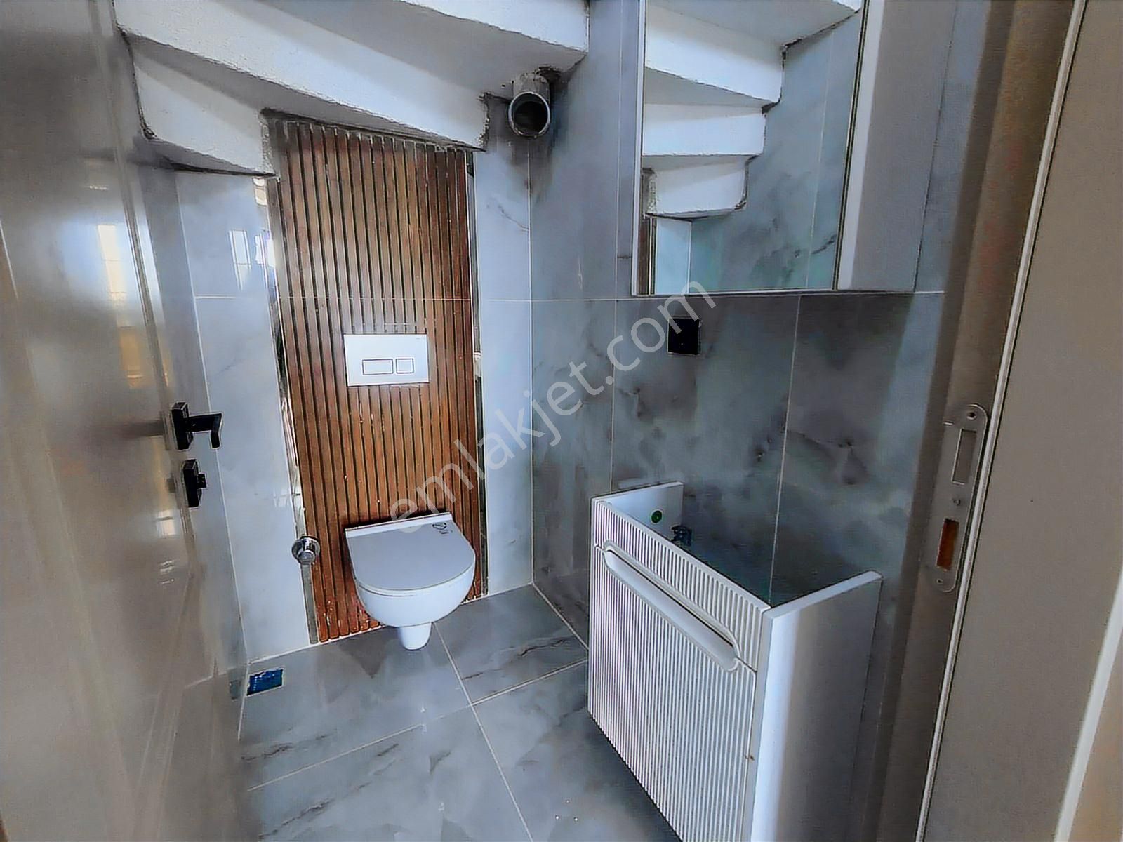 Yeniçiftlik Merkezde Alt Yapılı Villa 'kartallar'dan - Görsel 33