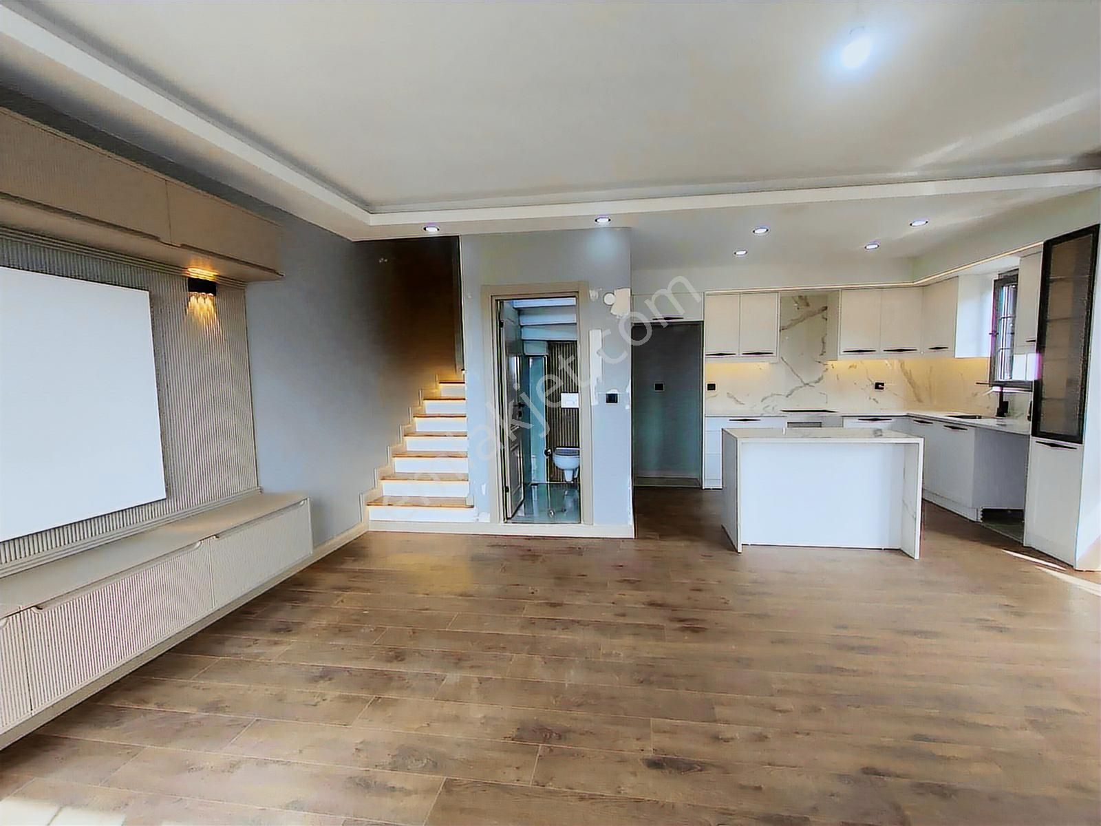 Yeniçiftlik Merkezde Alt Yapılı Villa 'kartallar'dan - Görsel 14
