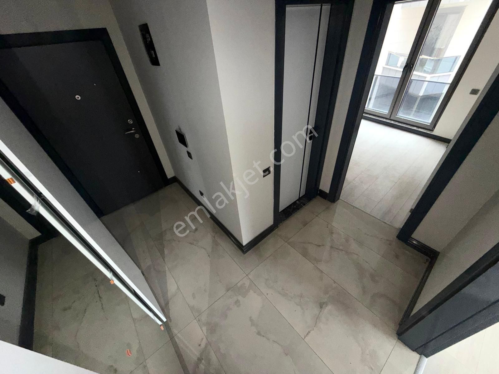 🏡 Referans'tan İkizçay'da Ön Cephe Ara Kat 1+1 Daire - Görsel 17