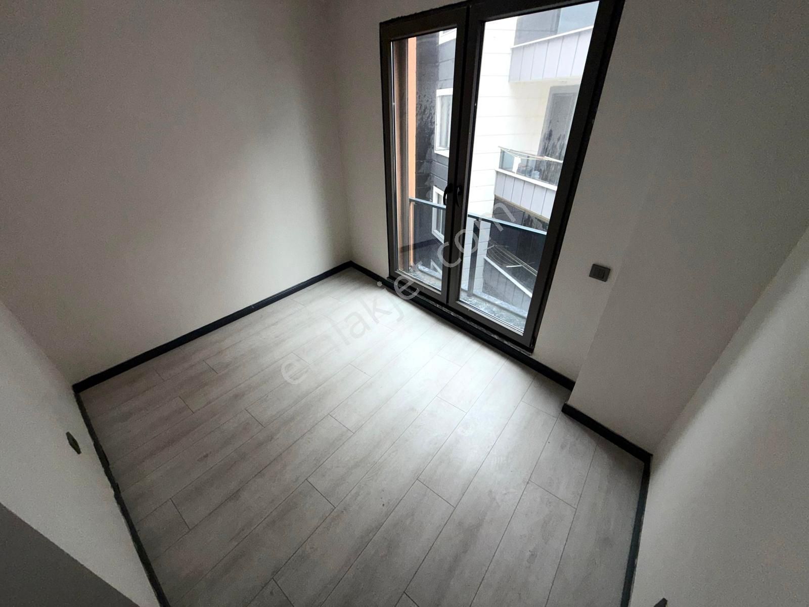 🏡 Referans'tan İkizçay'da Ön Cephe Ara Kat 1+1 Daire - Görsel 15